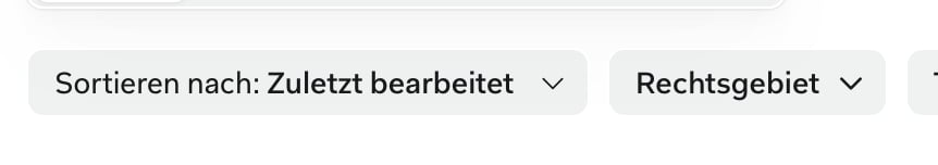 Startseite mit den Filtern Rechtsgebiet und Tags über der Projektliste