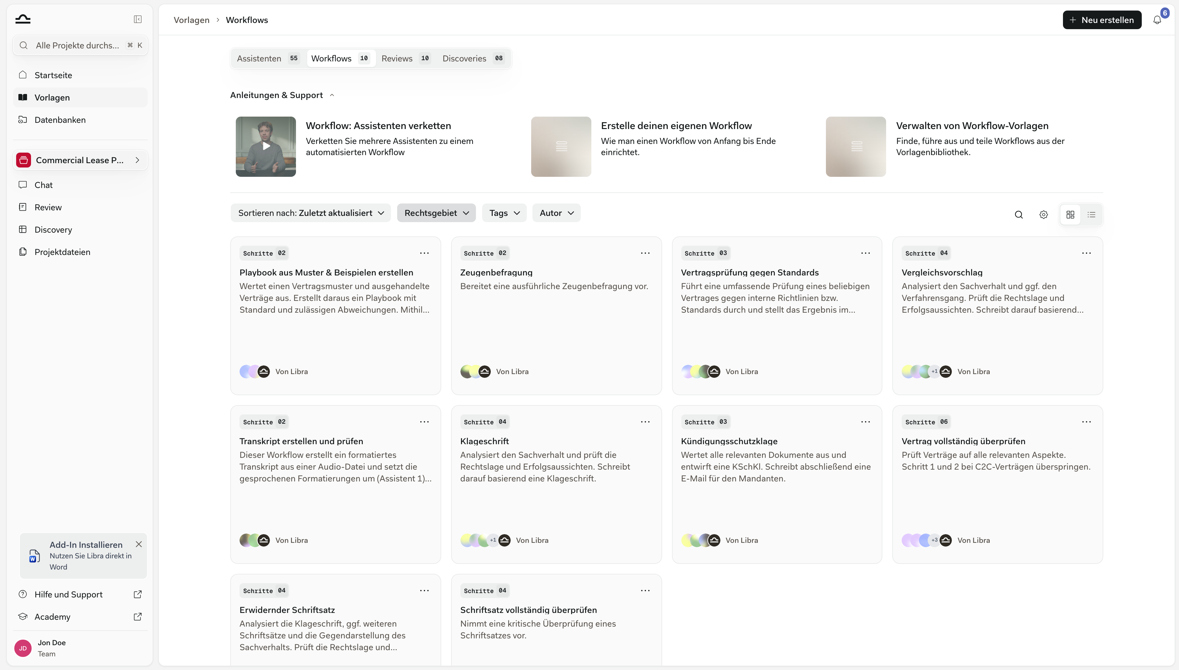 Vorlagenbibliothek auf der Registerkarte Workflows mit der Registerkartenzeile samt Zählern, den Filtern Sortieren nach, Rechtsgebiet, Tags und Autor sowie einem Raster von Workflow-Karten, jede mit einem Schritte-Badge und ihrem Autor