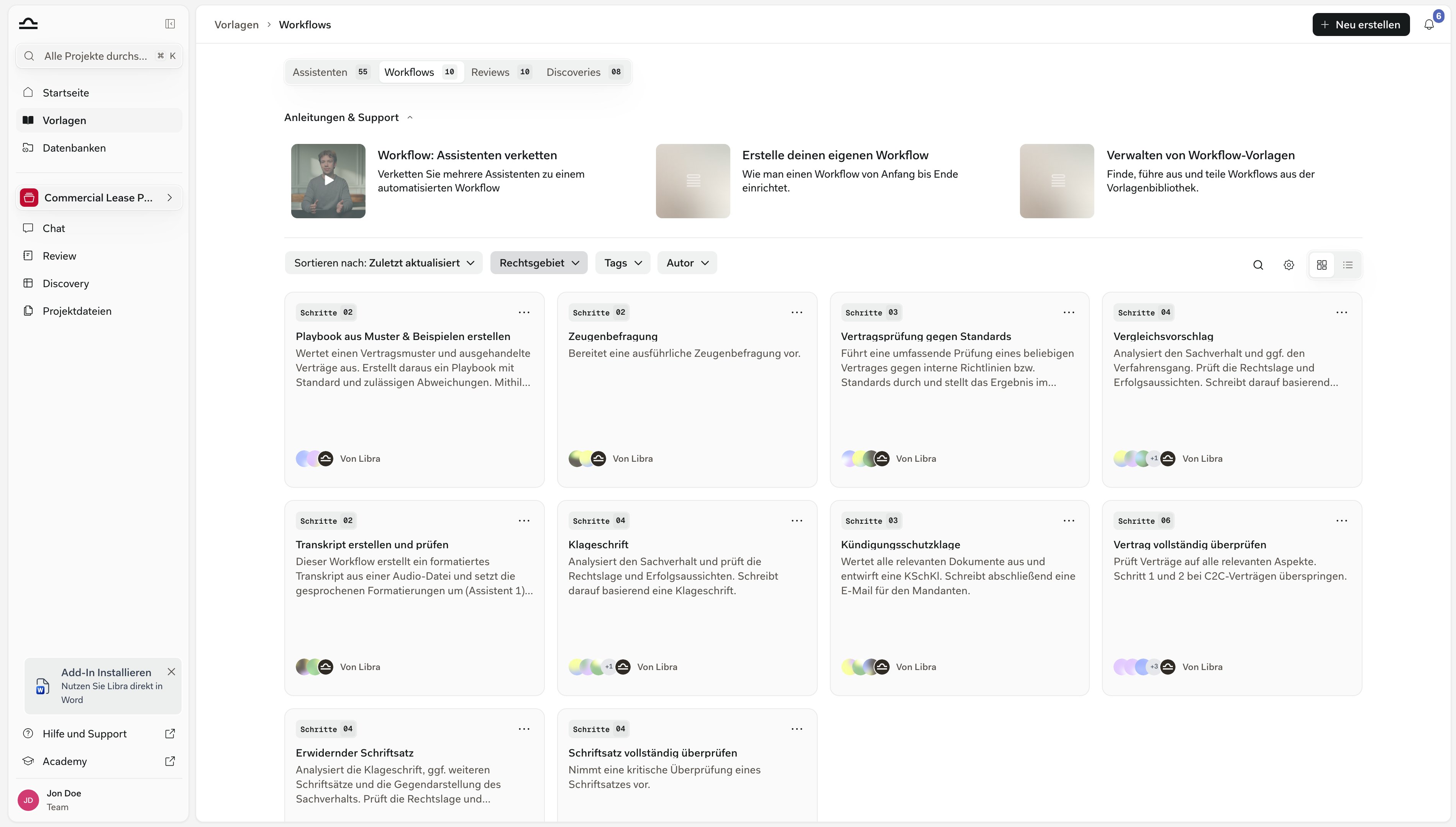Vorlagenbibliothek auf der Registerkarte Workflows mit der Registerkartenzeile samt Zählern, den Filtern Sortieren nach, Rechtsgebiet, Tags und Autor sowie einem Raster von Workflow-Karten, jede mit einem Schritte-Badge und ihrem Autor