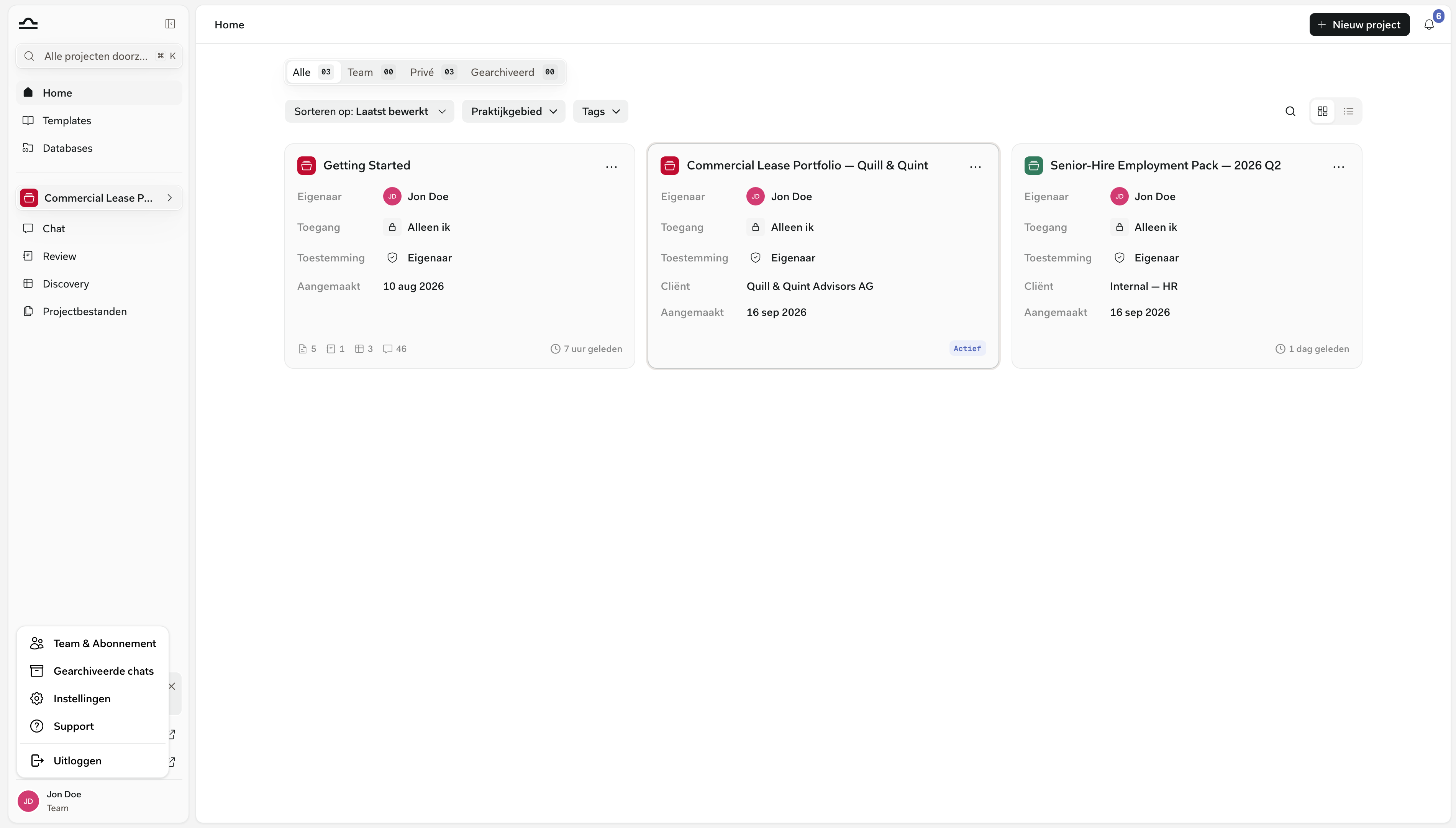 Het profielmenu onderaan de zijbalk, met Team & Subscription, Archived Chats, Settings, Help en Sign Out