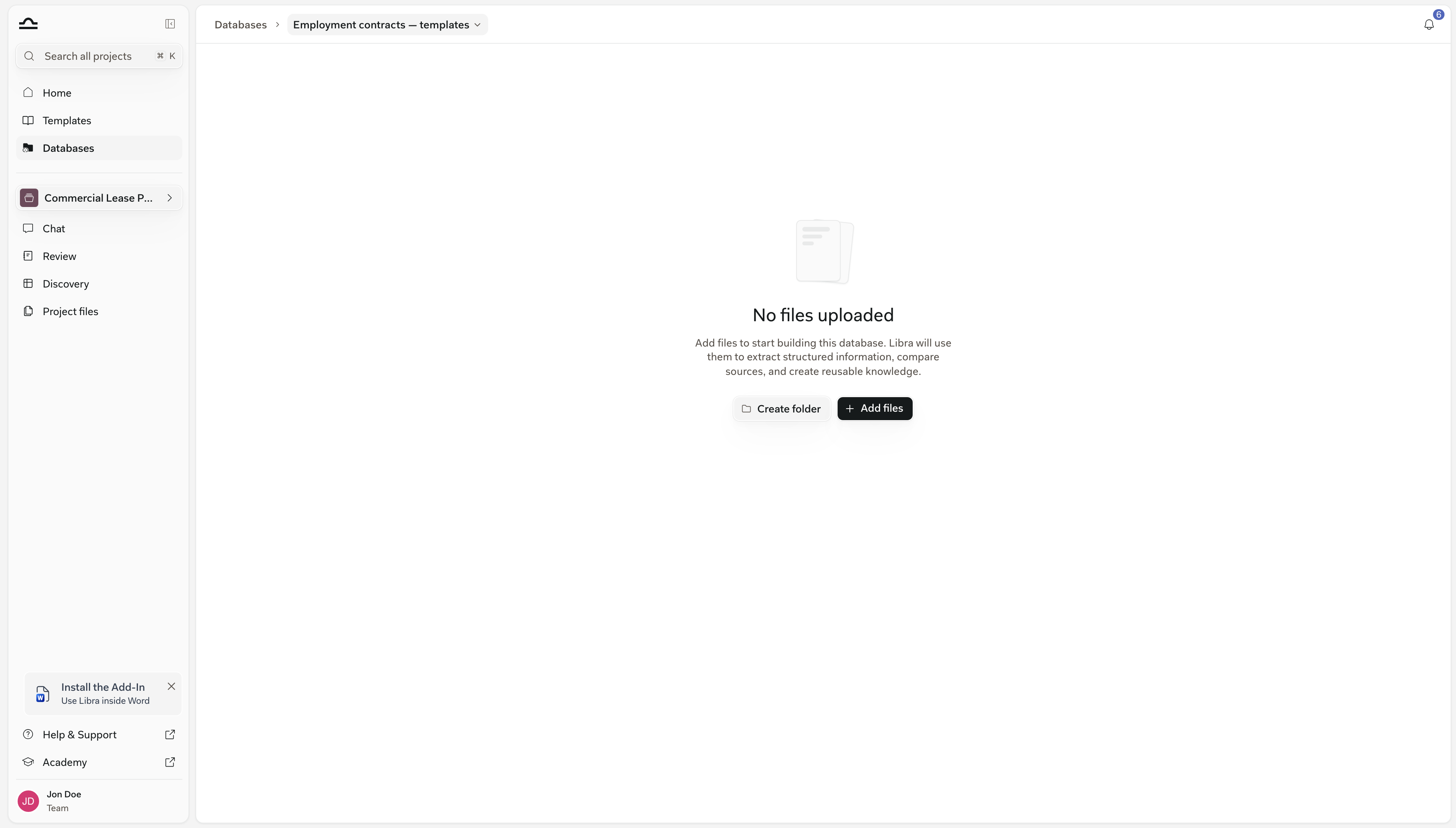 Eine neu erstellte Datenbank im leeren Zustand mit „Keine Dateien hochgeladen” sowie den Schaltflächen „Ordner erstellen” und „Dateien hinzufügen”