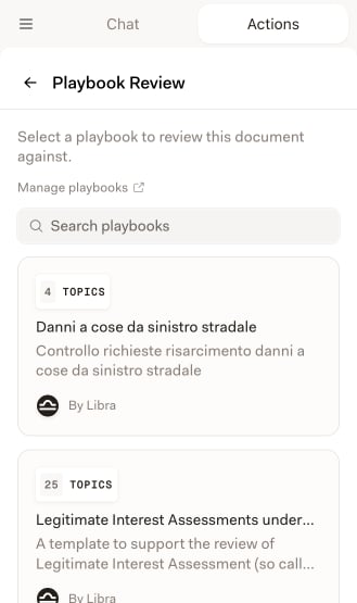 Bildschirm Playbook Review mit den verfügbaren Playbooks und ihrer jeweiligen Themenanzahl