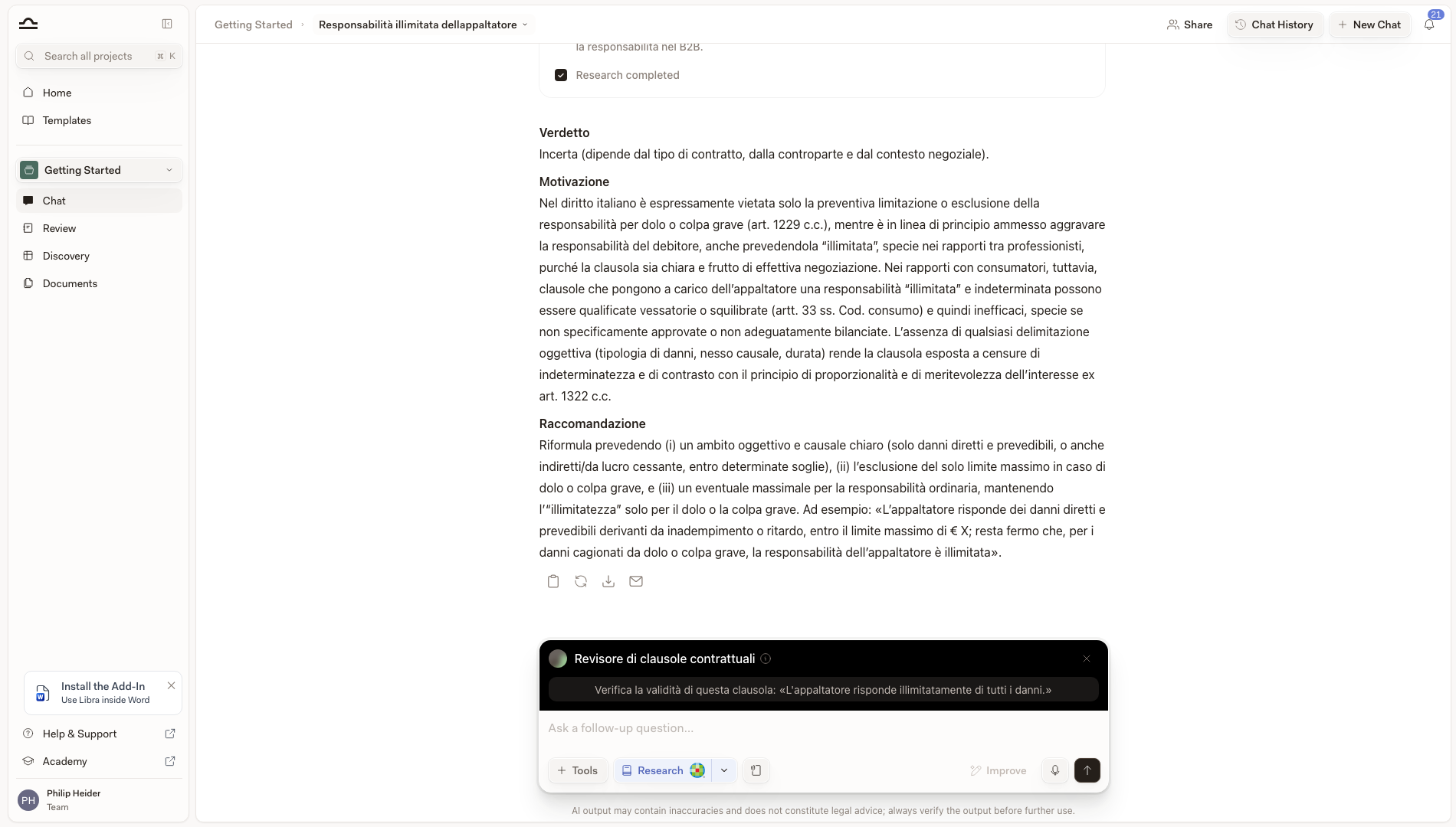 Risposta dell'Assistant contrassegnata dal nome dell'Assistant, con l'Assistant ancora agganciato al campo di composizione
