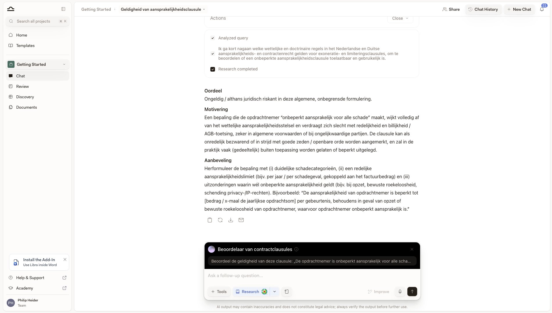 Antwoord van de Assistant voorzien van de naam van de Assistant, met de Assistant nog gekoppeld aan het invoerveld