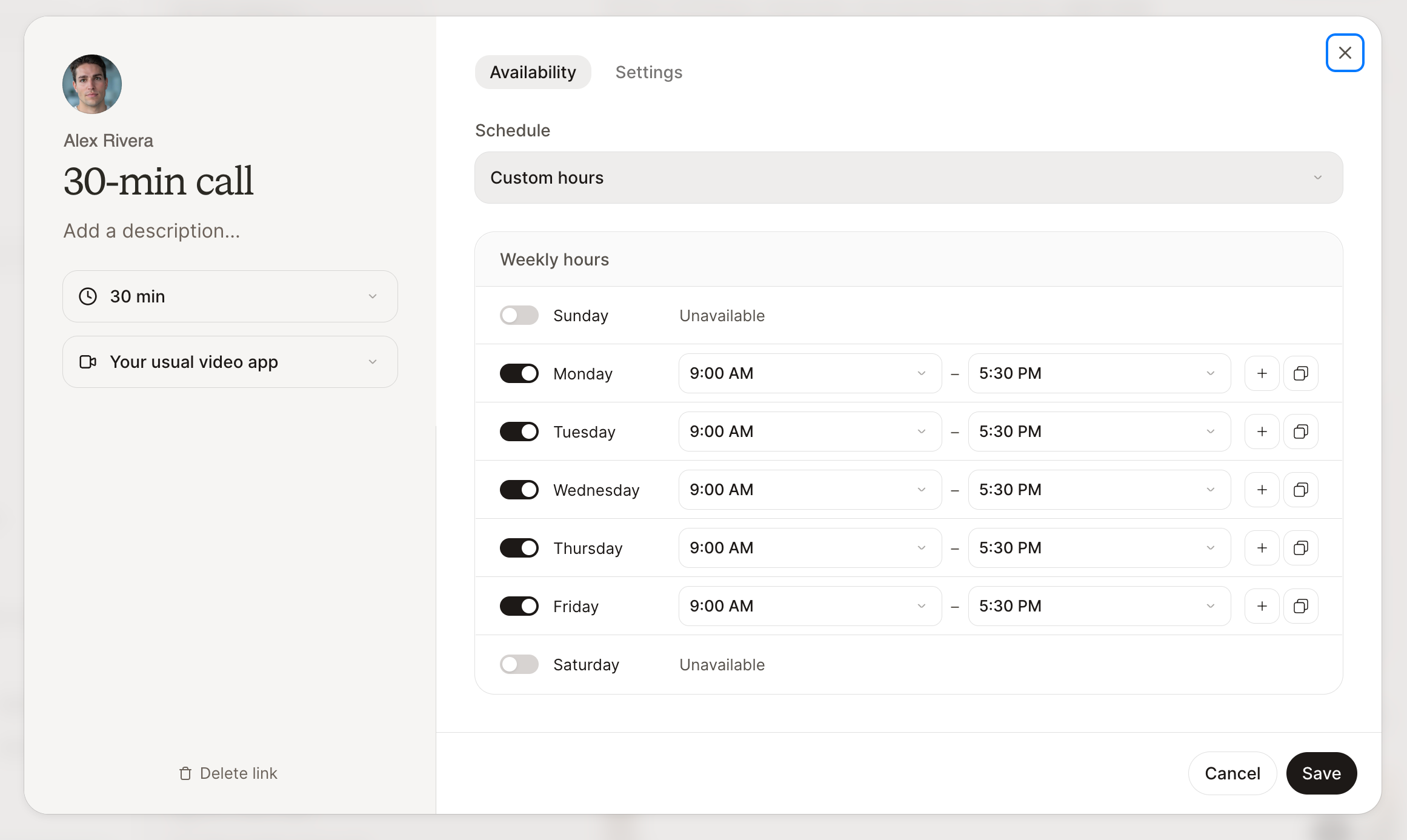 Booking link Availability tab with custom weekly hours and controls to add or copy time ranges