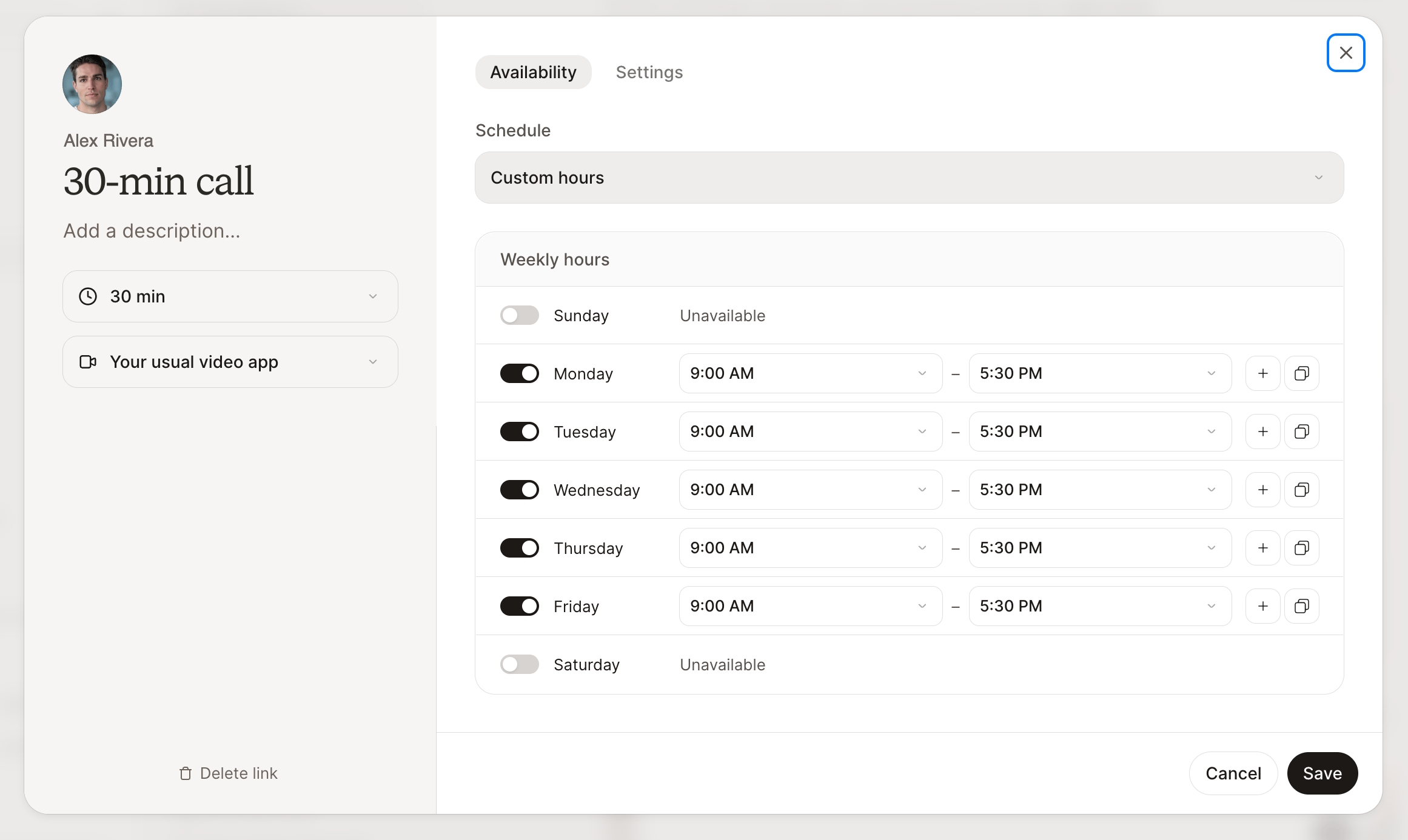 Booking link Availability tab with custom weekly hours and controls to add or copy time ranges