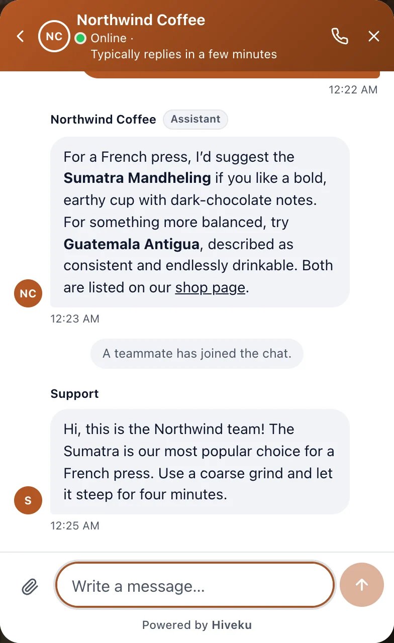 The visitor's chat: the assistant's answer, A teammate has joined the chat., then the team's reply from Support