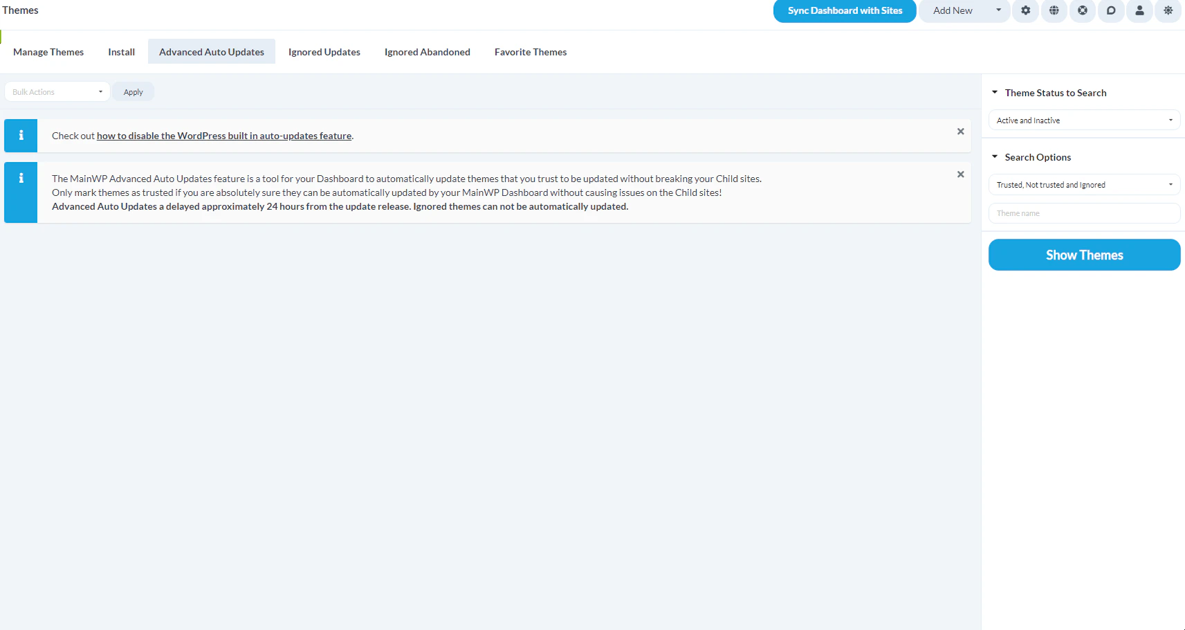 Themes Auto Updates page showing theme list with checkboxes and Bulk Actions dropdown