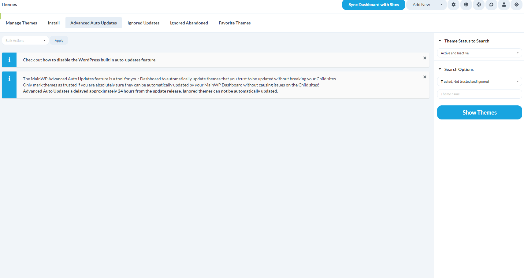 Themes Auto Updates page showing theme list with checkboxes and Bulk Actions dropdown