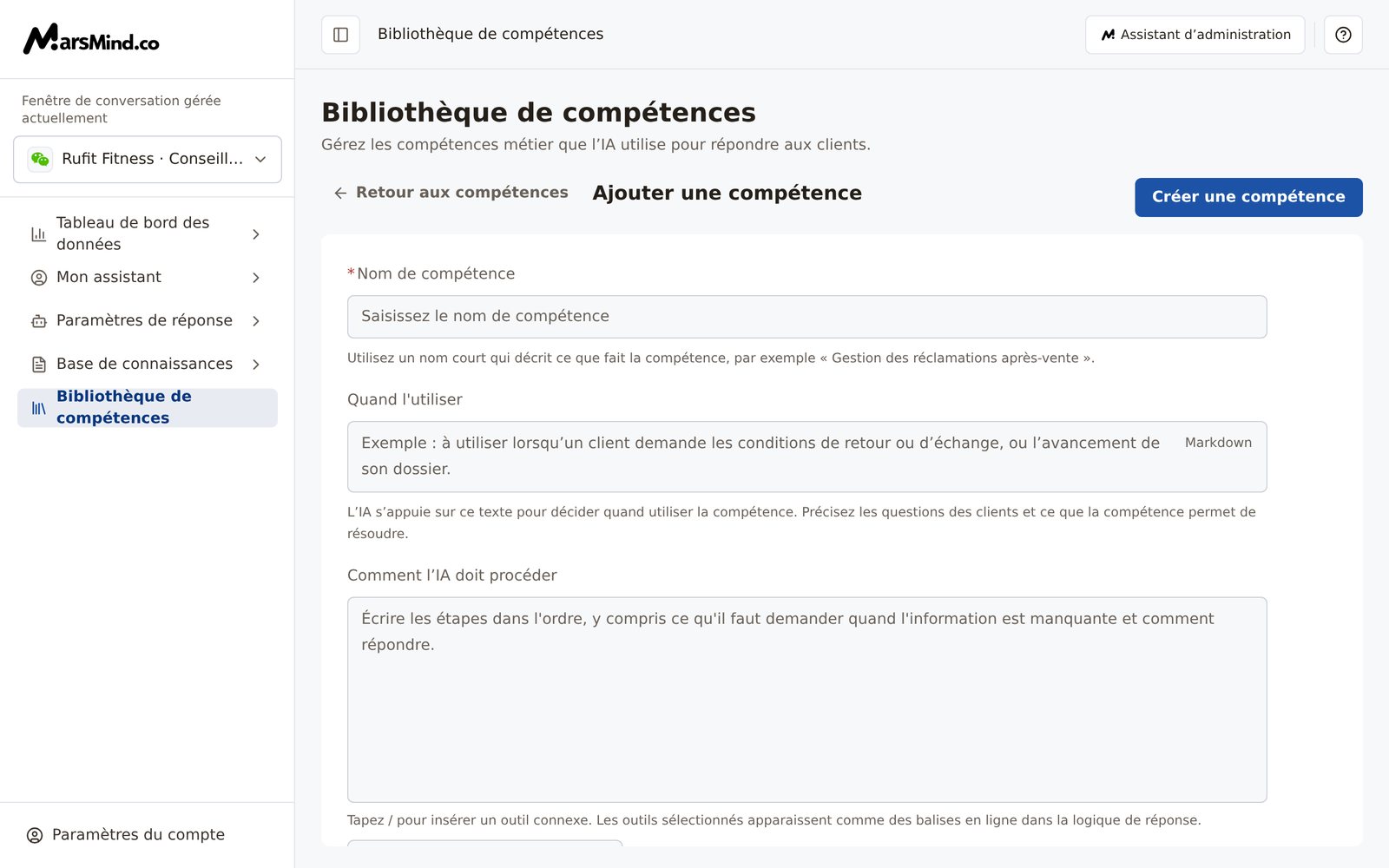 Page d’édition d’une nouvelle compétence : le formulaire comporte les champs « Nom de compétence », « Quand l'utiliser », « Comment l’IA doit procéder » et « Quelles conversations » ; le bouton « Créer une compétence » se trouve en haut à droite