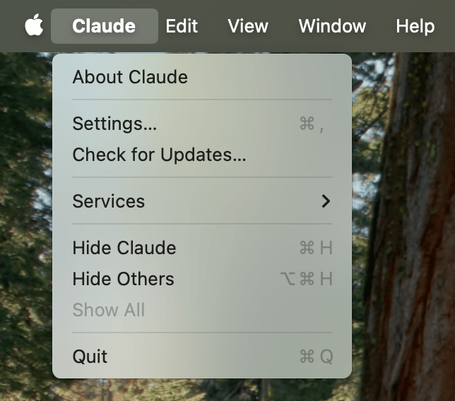 显示 Settings 选项的 Claude Desktop 菜单