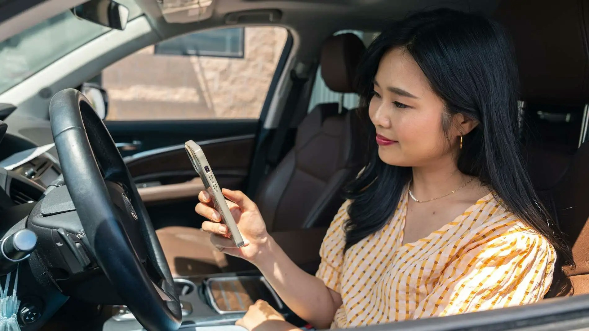 MileIQ API Hero Dark