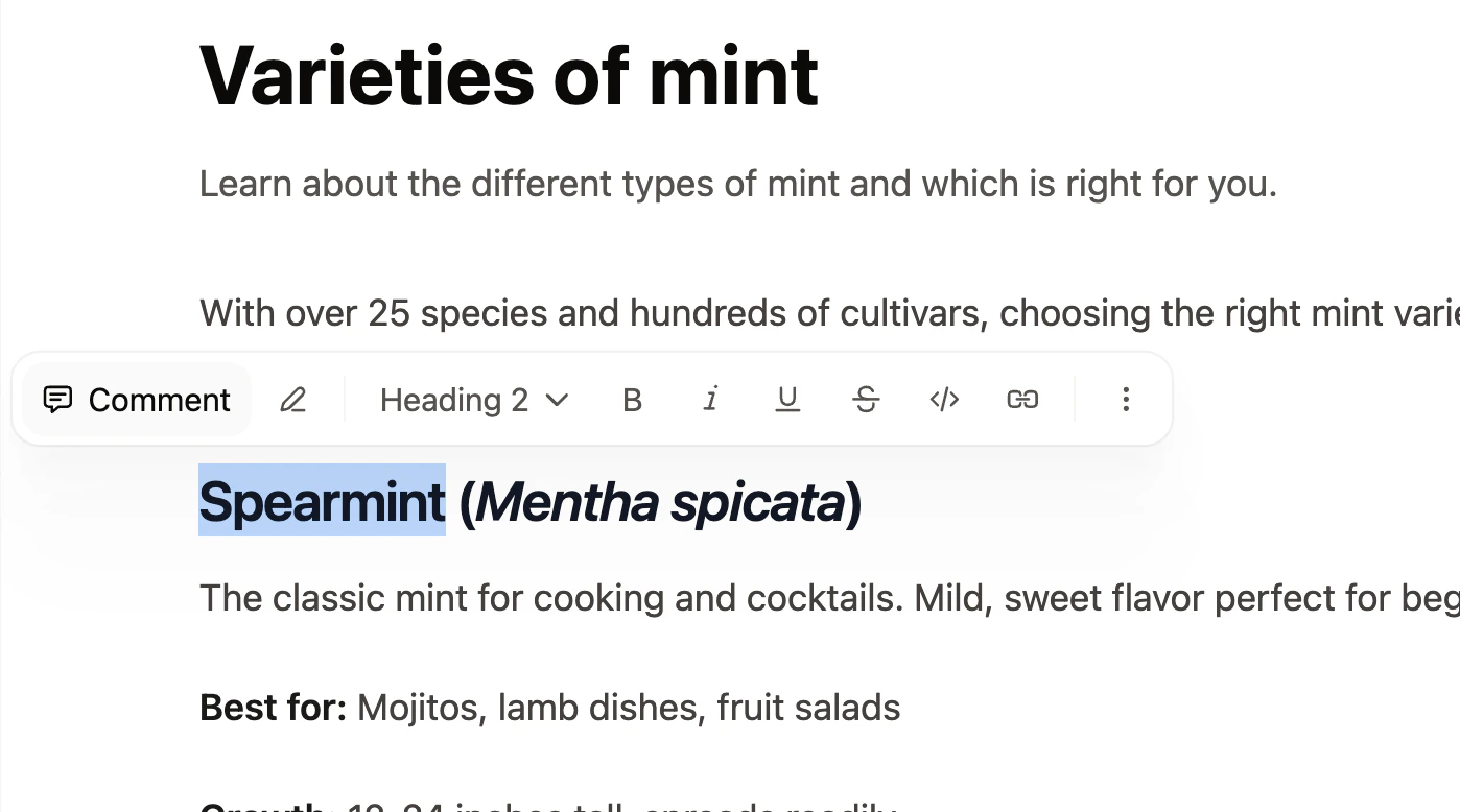 Le bouton de commentaire dans la barre d’outils flottante au-dessus du texte sélectionné dans l’éditeur web.