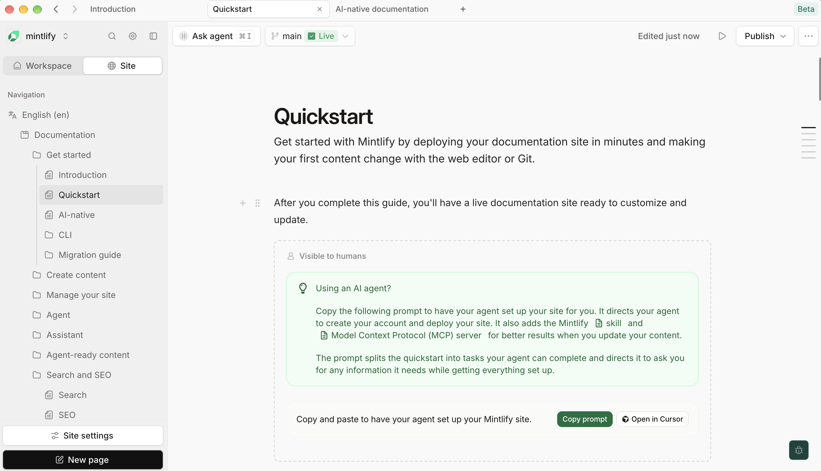 L'application de bureau avec trois onglets ouverts sur différentes pages.