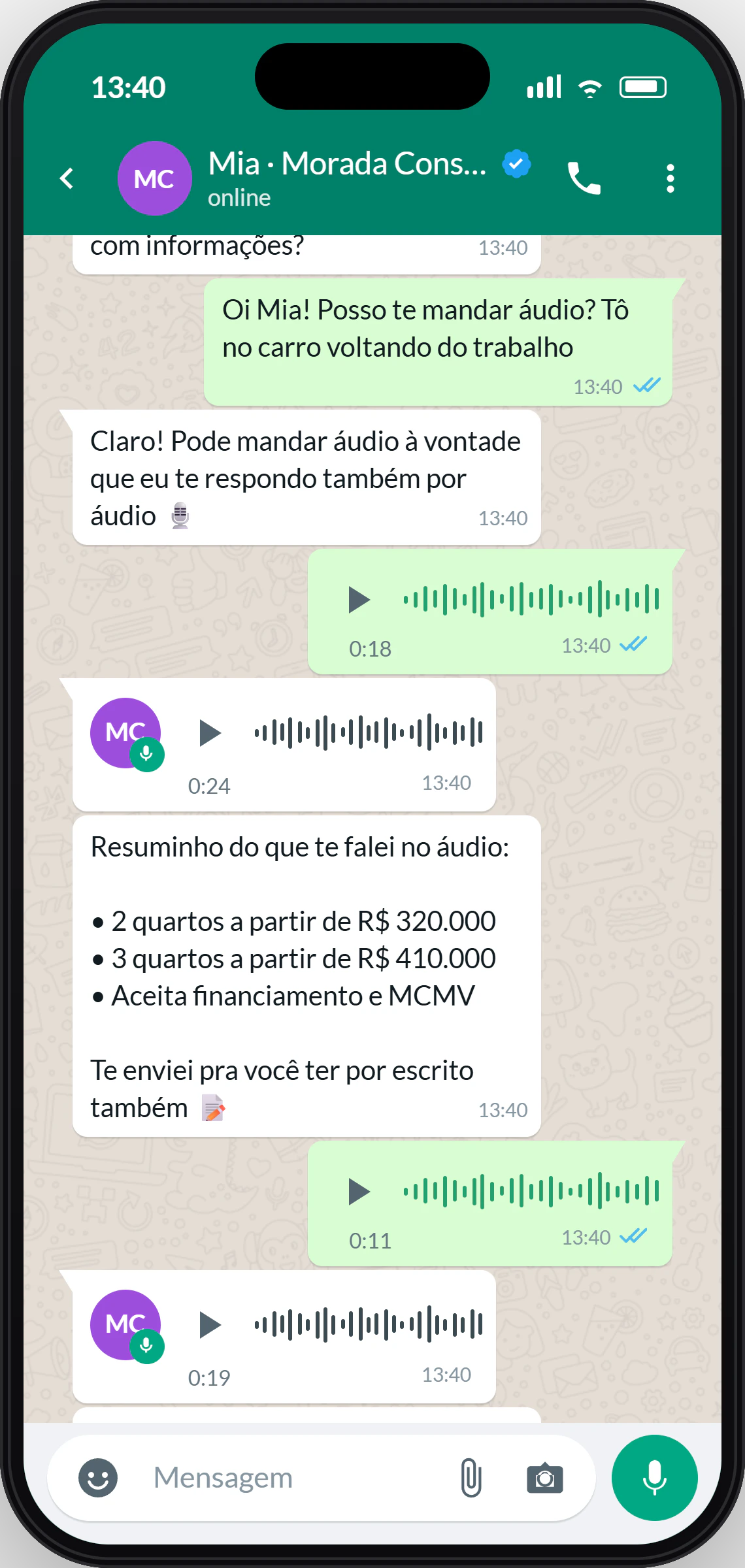 Conversa no WhatsApp com Mia respondendo em áudio e enviando resumo escrito