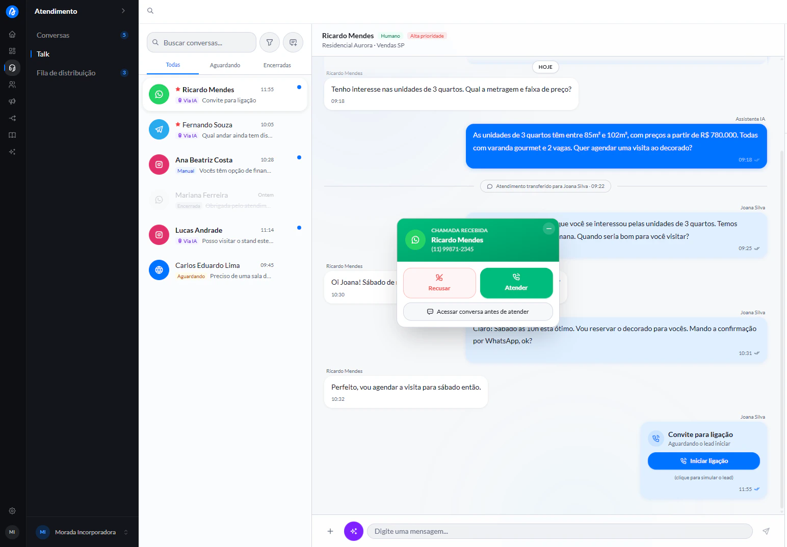 Chamada recebida no Talk com modal de atender/recusar e convite para ligação enviado pela atendente