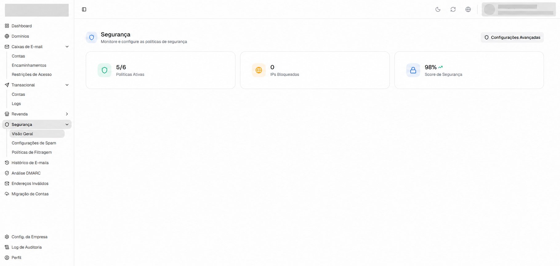 Segurança com políticas ativas, IPs bloqueados, score e acesso às configurações avançadas.