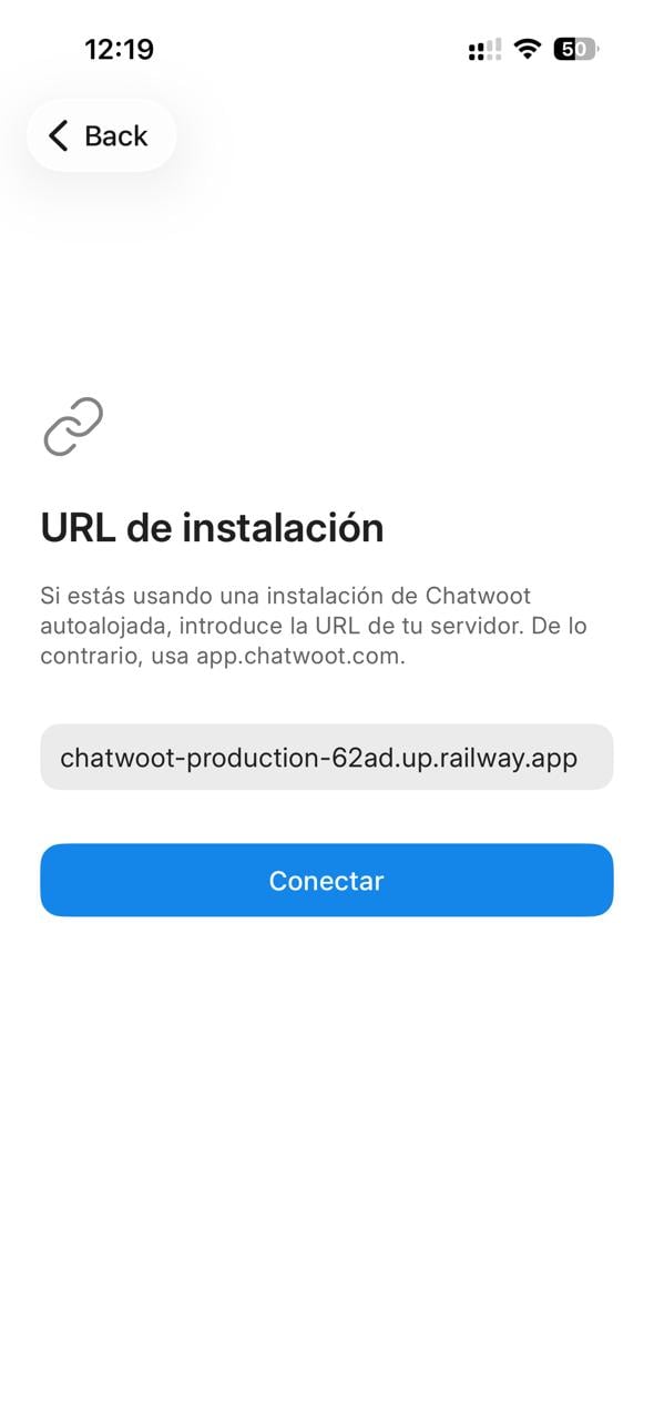 Pantalla de URL de instalación de Chatwoot con la instancia de AgentOS
