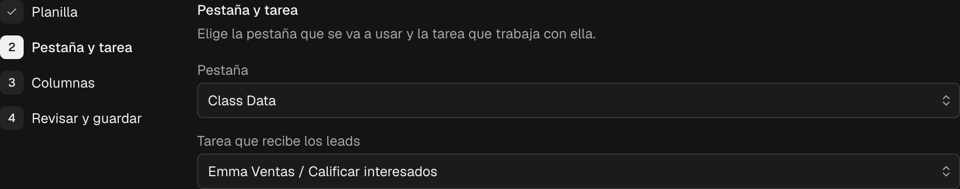 El paso Pestaña y tarea de la configuración de Google Sheets, con una pestaña y una tarea seleccionadas.