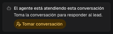 Tarjeta de Detalles: el agente está atendiendo esta conversación, con el botón Tomar conversación.