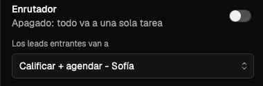 El bloque Enrutador apagado, con la tarea que recibe todos los leads entrantes seleccionada.