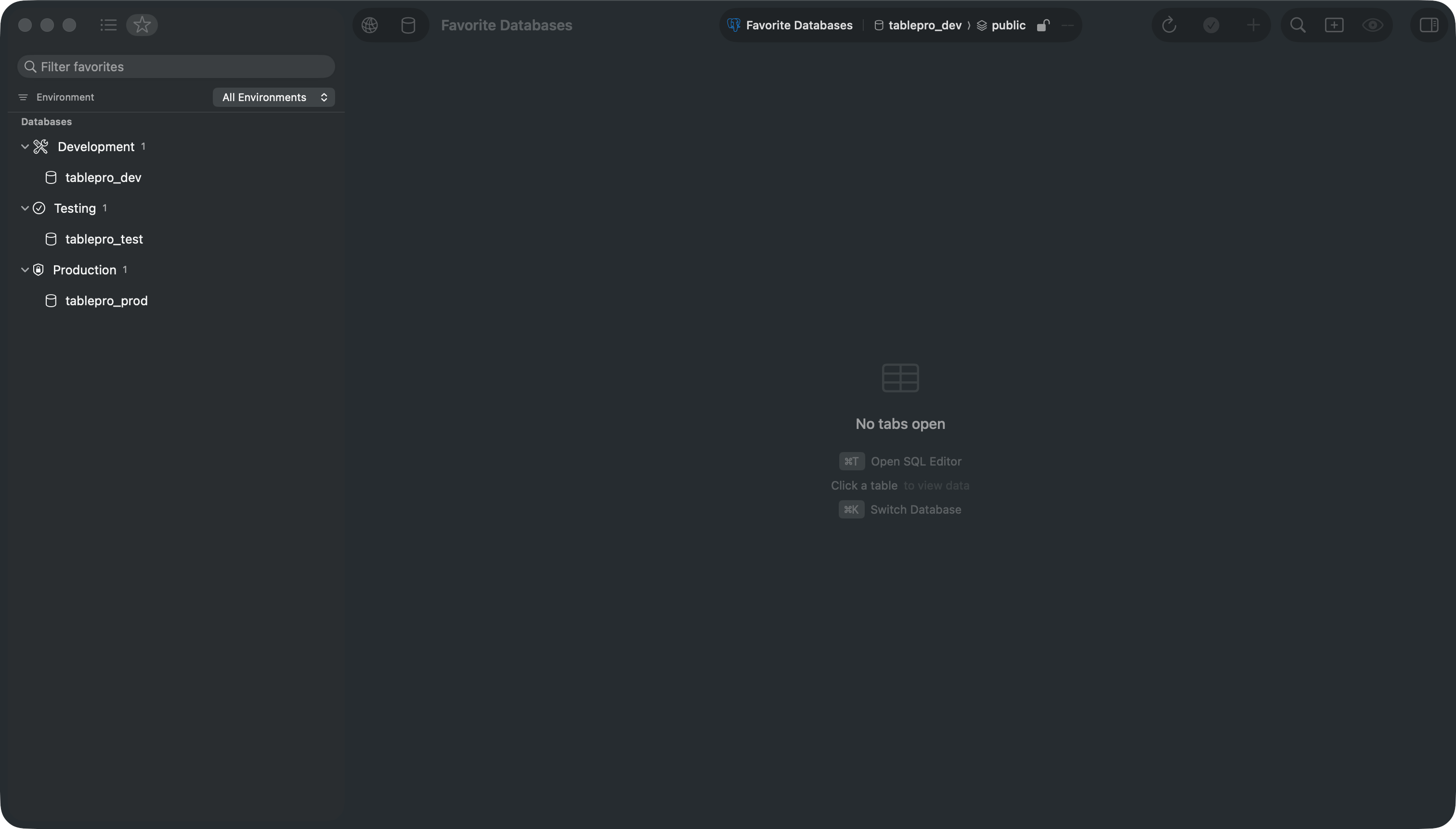 Favorite databases grouped into Development, Testing, and Production in the Favorites sidebar