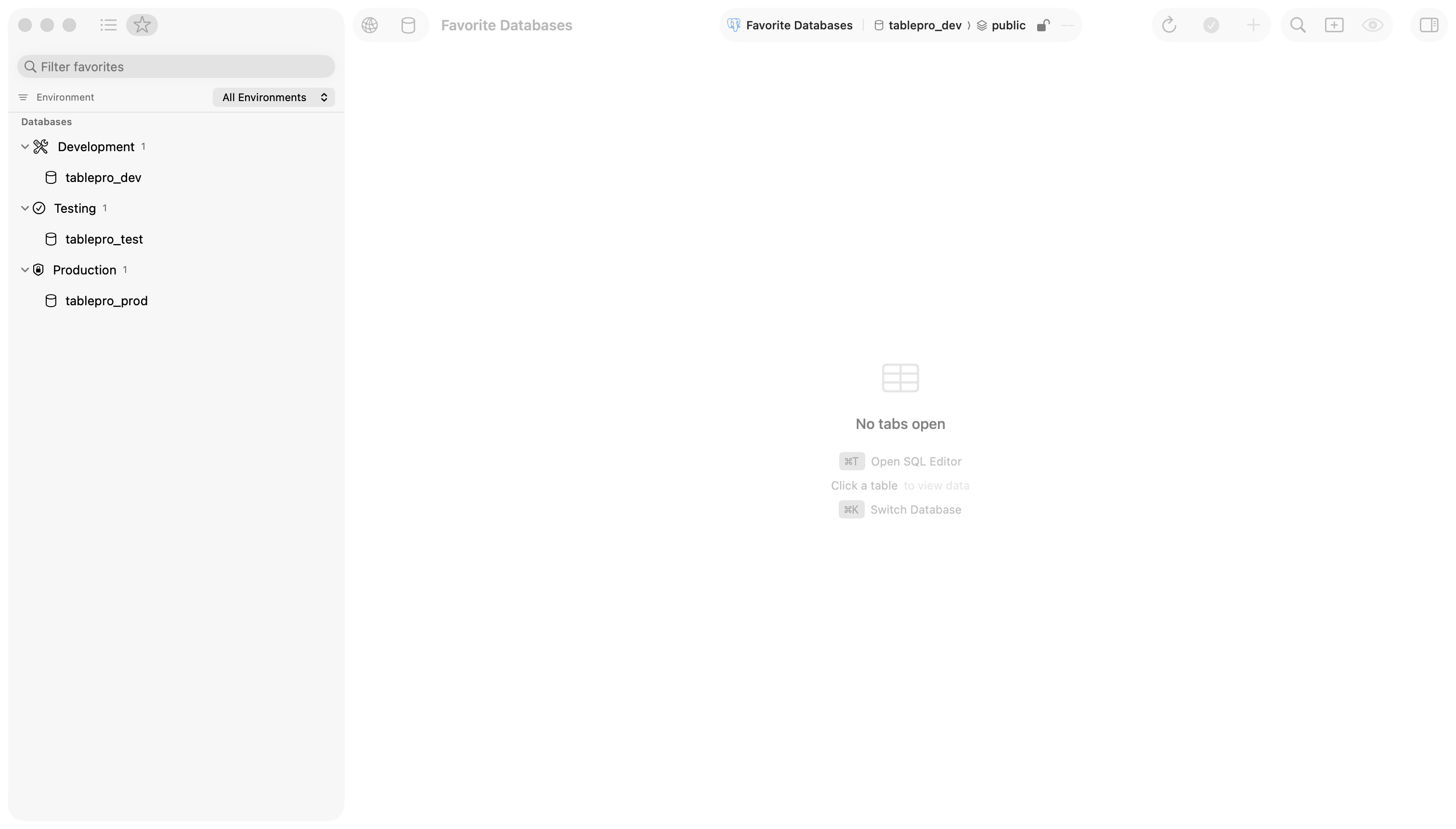 Favorite databases grouped into Development, Testing, and Production in the Favorites sidebar