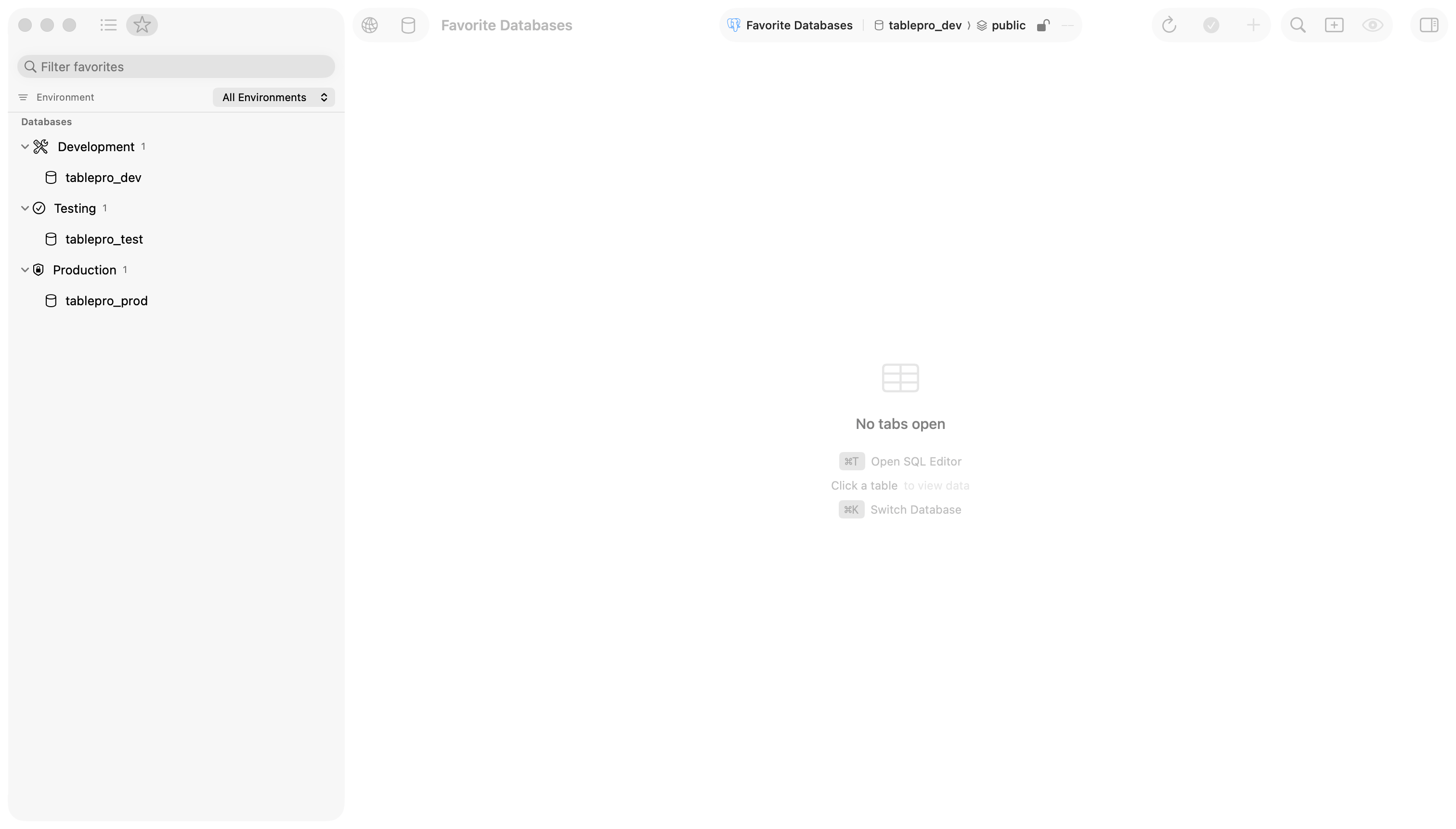 Favorite databases grouped into Development, Testing, and Production in the Favorites sidebar