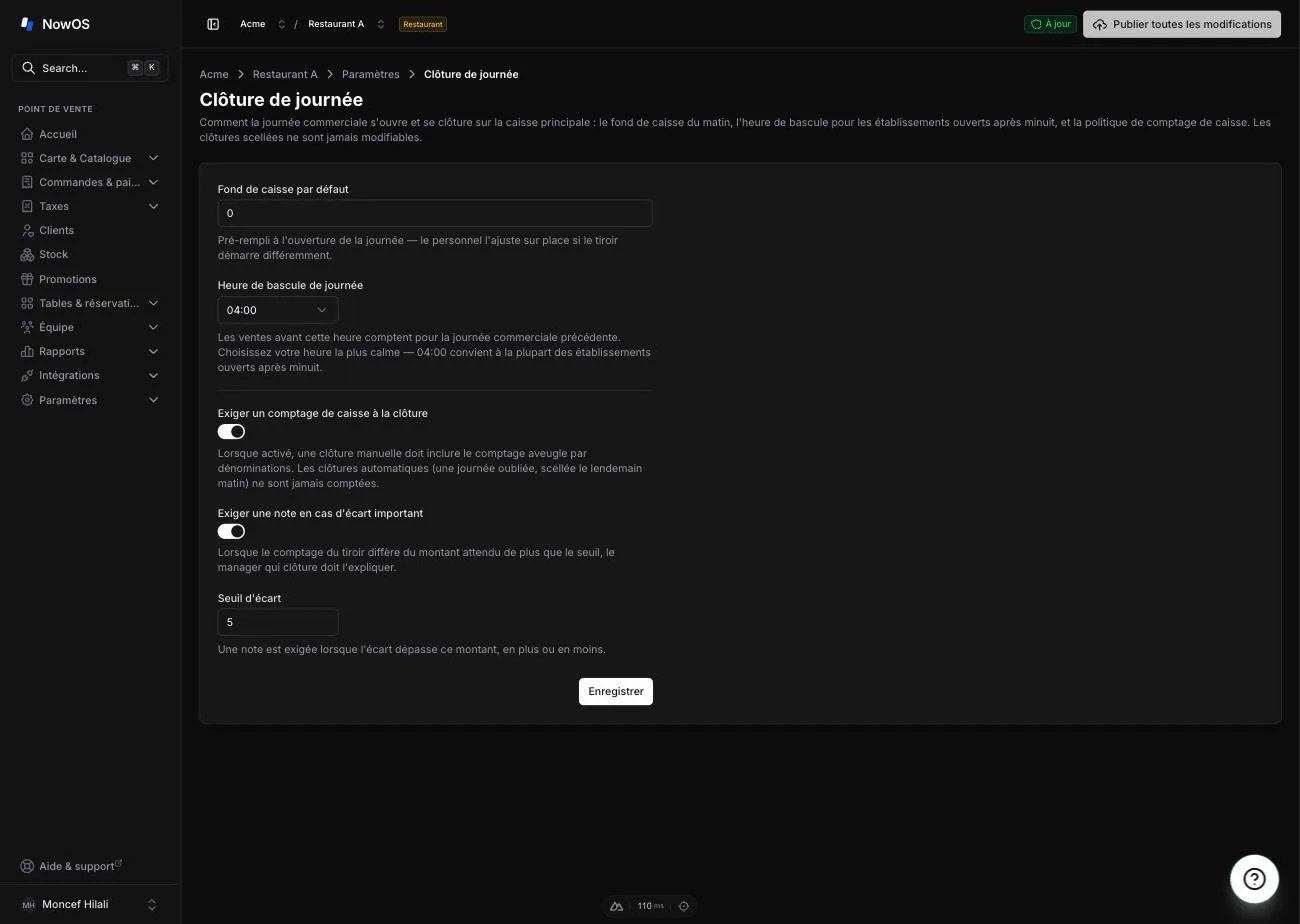 backoffice, Settings → Close of day — formulaire avec le fond de caisse par défaut, le Day cutoff et les deux interrupteurs