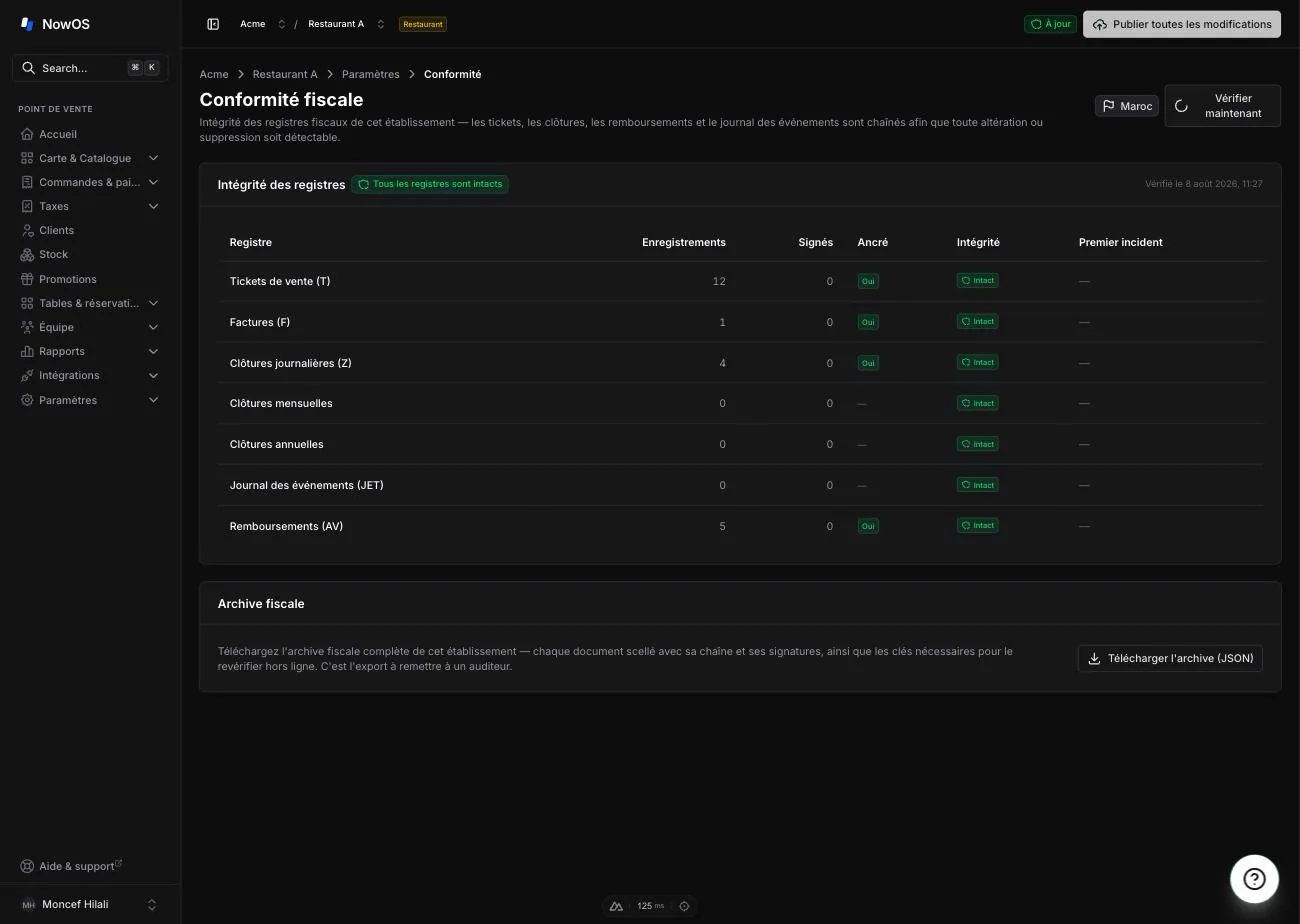 backoffice, Settings → Compliance — vue d'ensemble avec le badge de régime, le tableau Register integrity et les cartes Attestation + Fiscal archive