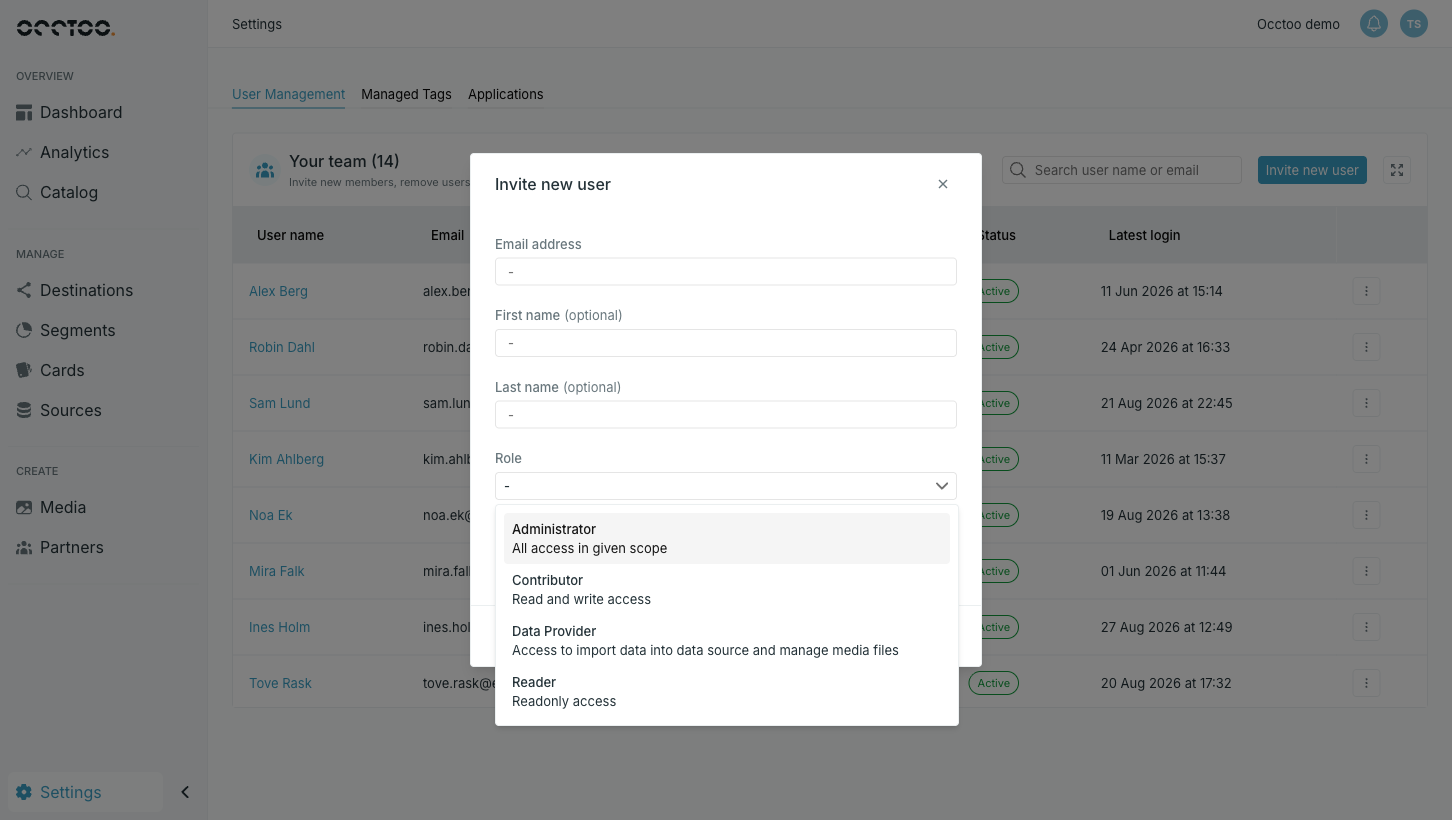 The role list in the invite dialog