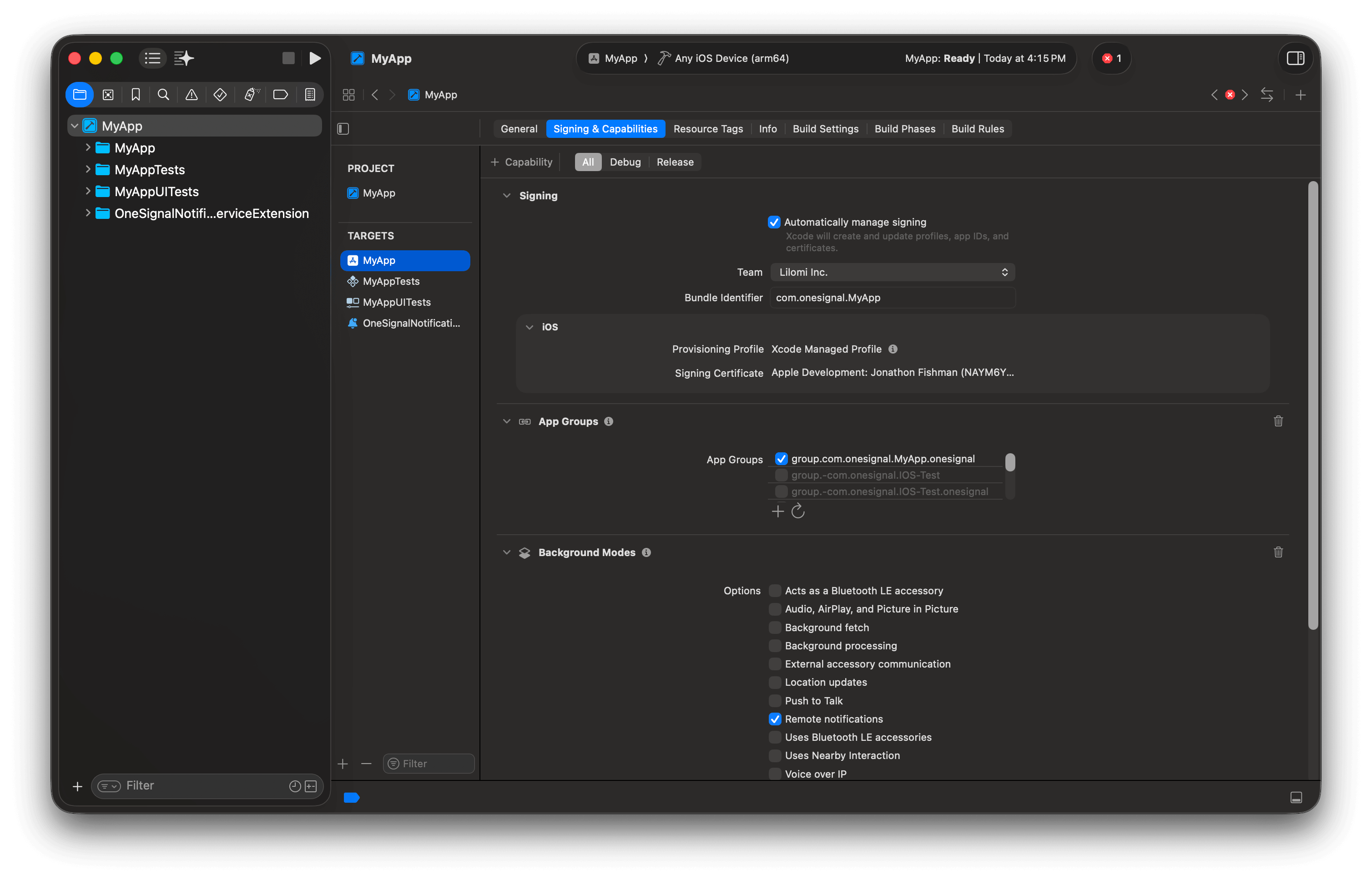 Xcode showing the main app target is part of the group.YOUR_BUNDLE_IDENTIFIER.onesignal App Group.
