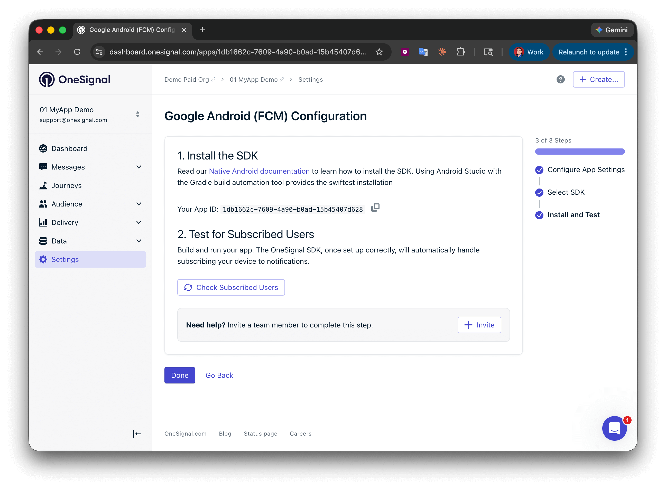Tableau de bord OneSignal montrant l'App ID et l'option d'invitation d'équipe après la configuration