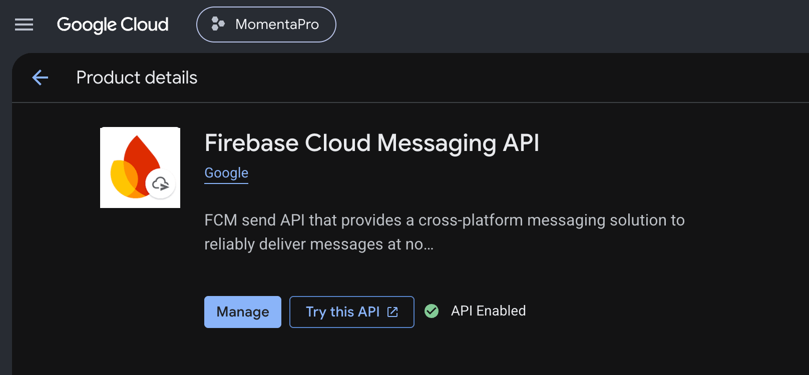 Página de Firebase Cloud Messaging API de Google Cloud Console mostrando el estado API Enabled con una marca verde