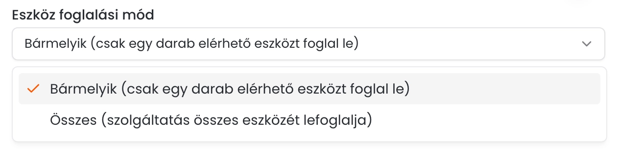 A szolgáltatás Beállítások fülén a lenyitott Eszköz foglalási mód mező a Bármelyik és az Összes lehetőséggel