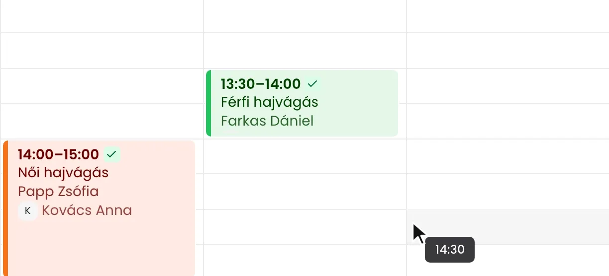 Animáció: a 13:30 és 14:00 közötti foglalás eseményének alsó szélét lefelé húzva a foglalás 14:30-ig tart