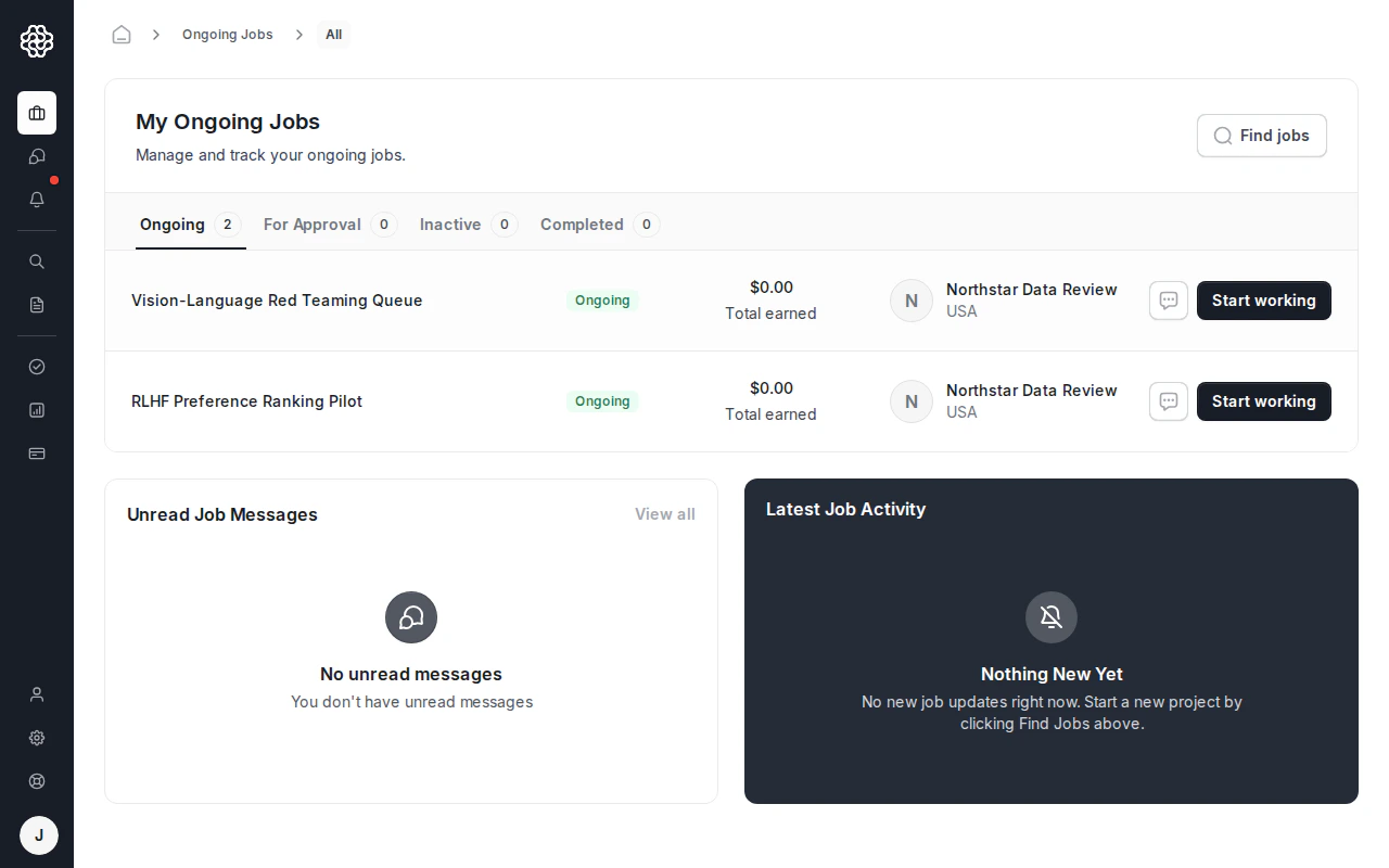 Panel de control del AI Trainer en OpenTrain que muestra trabajos activos en curso, mensajes de trabajo no leídos y paneles de actividad reciente del trabajo. Cada tarjeta de trabajo activo incluye el título del trabajo, el empleador, el estado y una acción de Start working (Comenzar a trabajar).