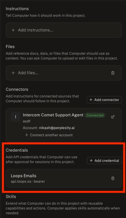 Barra laterale del Progetto con la sezione Credenziali evidenziata, che mostra un pulsante Aggiungi credenziale e una credenziale salvata 'Loops Emails' con host api.loops.so e tipo bearer.