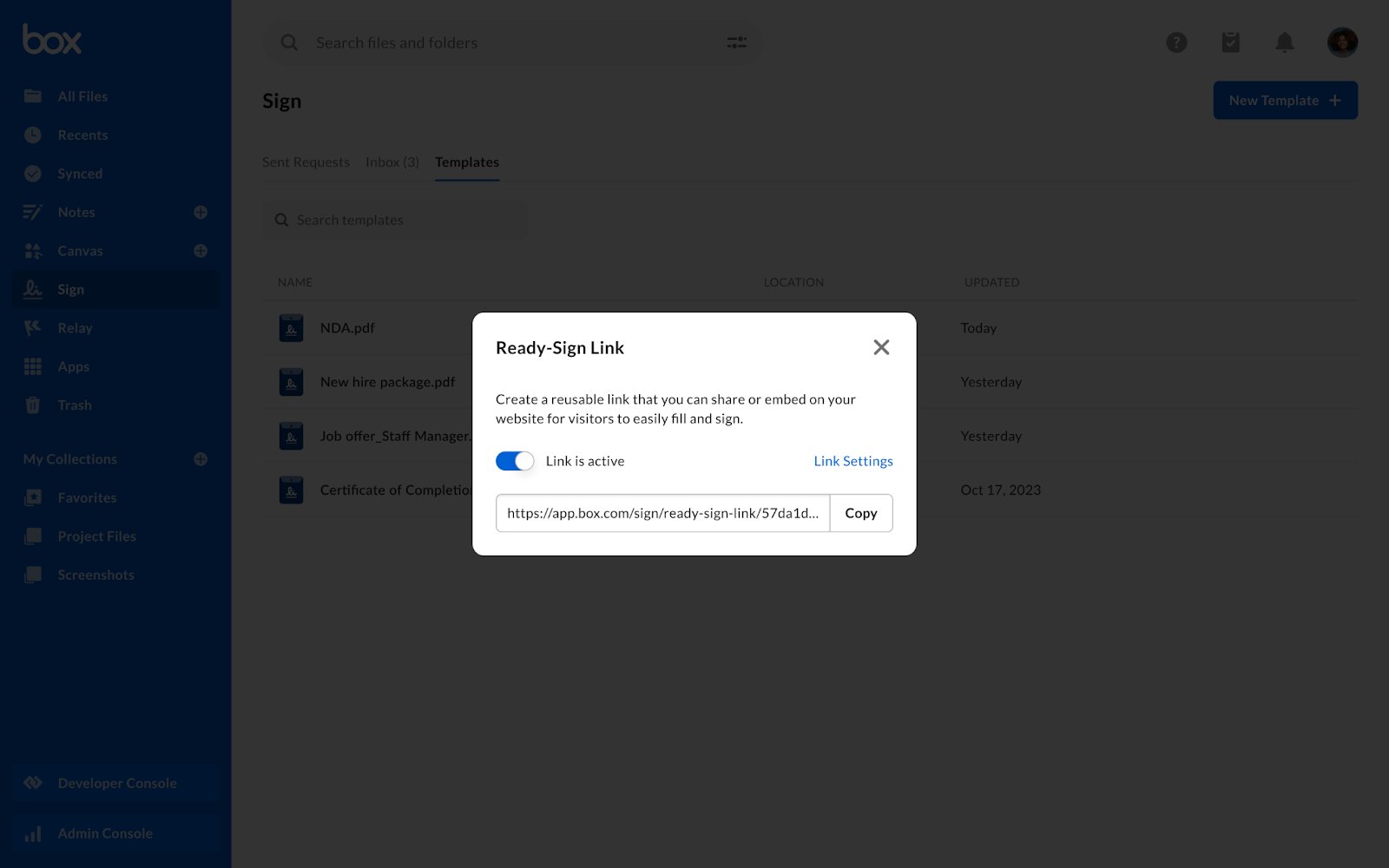 Ready-Sign Link modal with Link is active toggle on, URL field, and Copy button.