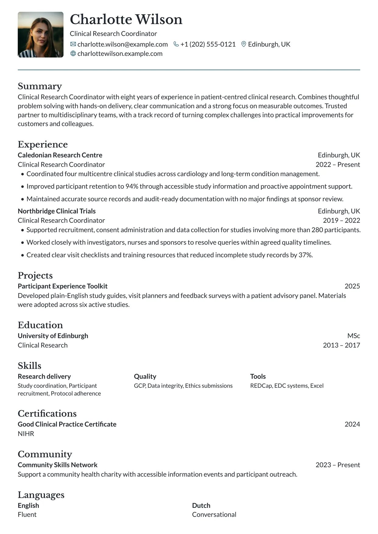 First page of a resume in the Onyx template: one column with the photo on the left of the header and the name beside it