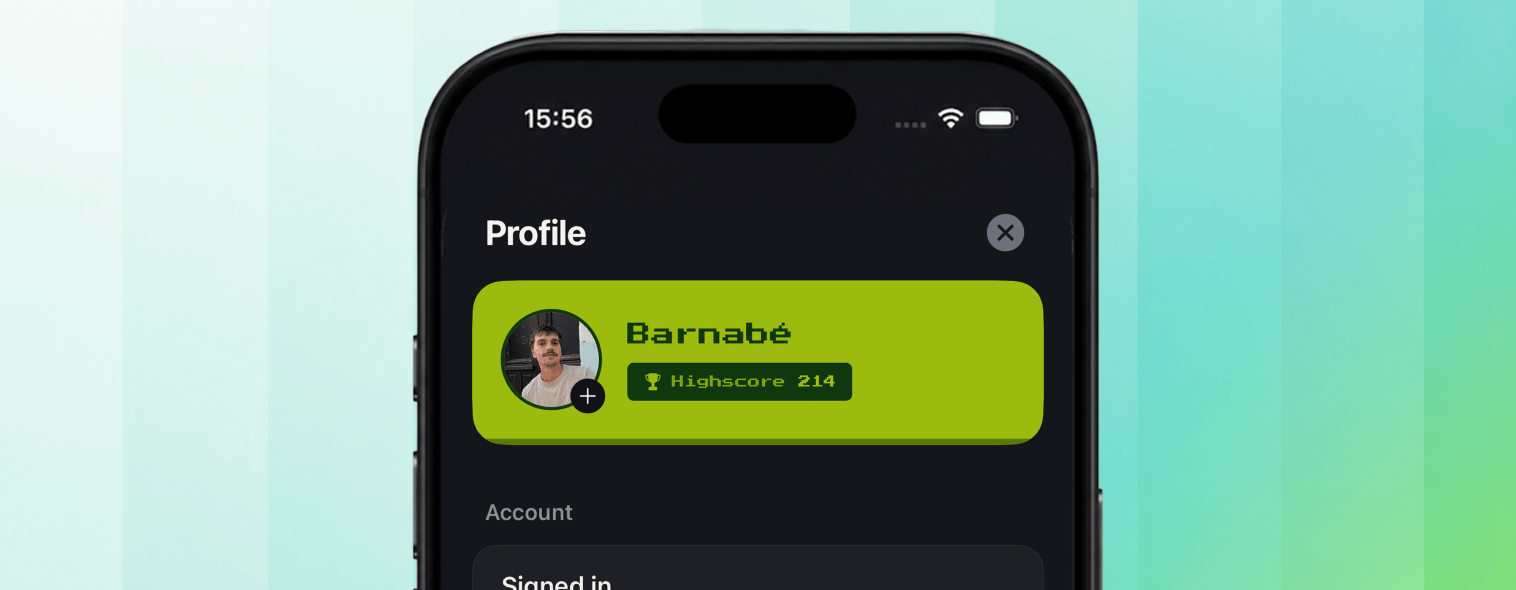 PixelGames profile screen with the player's photo, name, and high score