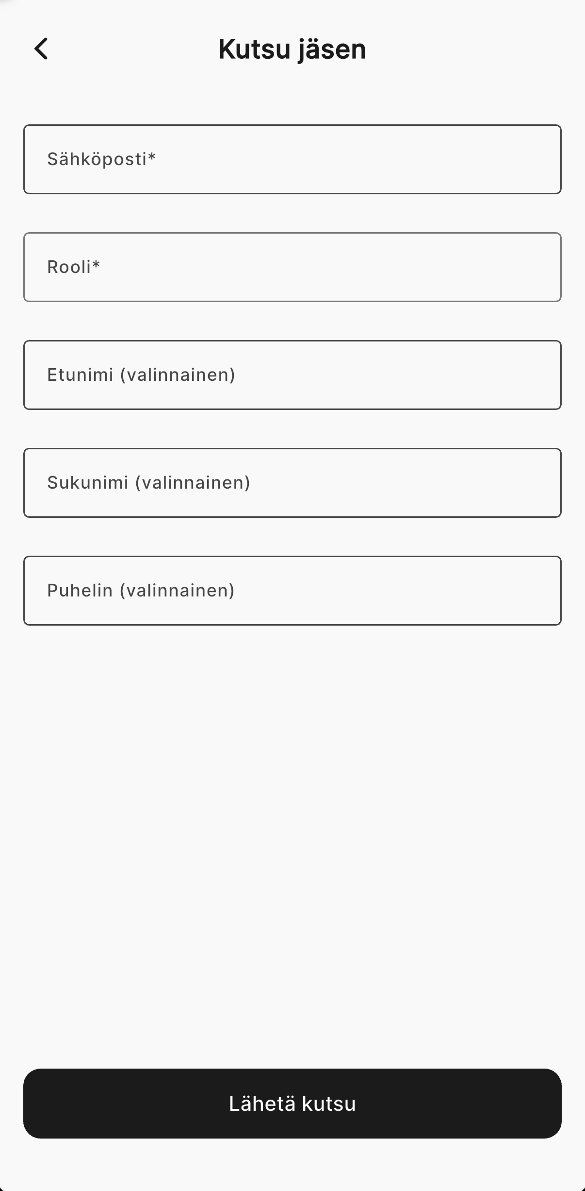 Kutsu jäsen -lomake: sähköposti, rooli, etunimi, sukunimi ja puhelin