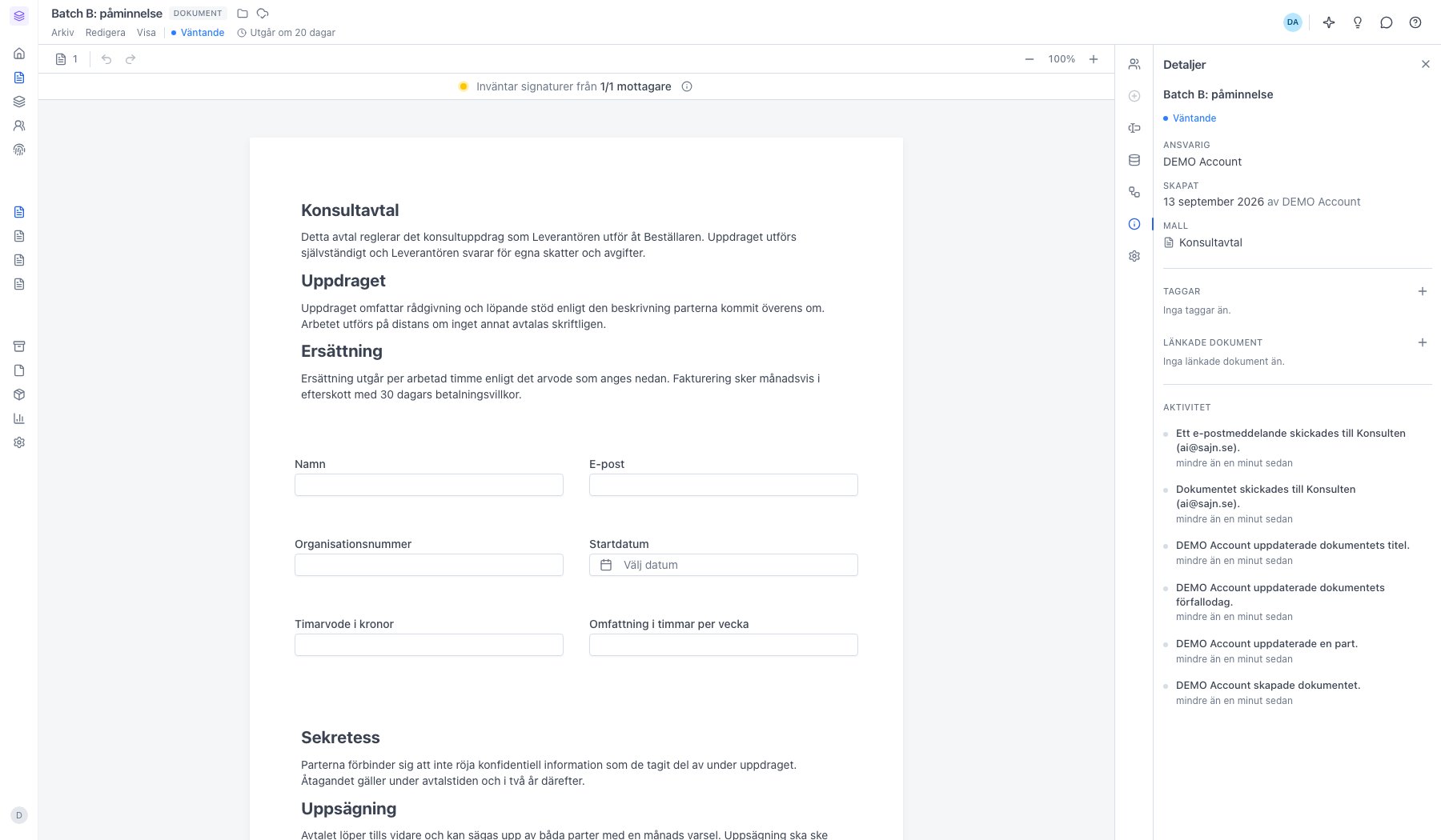 Panelen Detaljer med aktivitetsloggen där påminnelsen syns som ett skickat e-postmeddelande