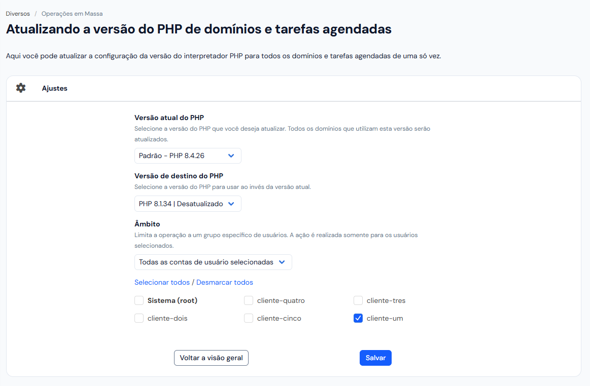 Formulário de troca de PHP: Versão atual do PHP, Versão de destino do PHP e o Âmbito com a lista de contas e uma conta marcada