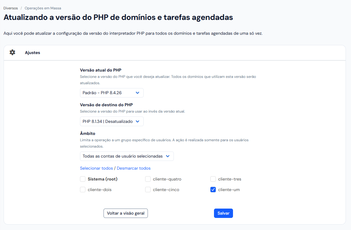 Formulário de troca de PHP: Versão atual do PHP, Versão de destino do PHP e o Âmbito com a lista de contas e uma conta marcada
