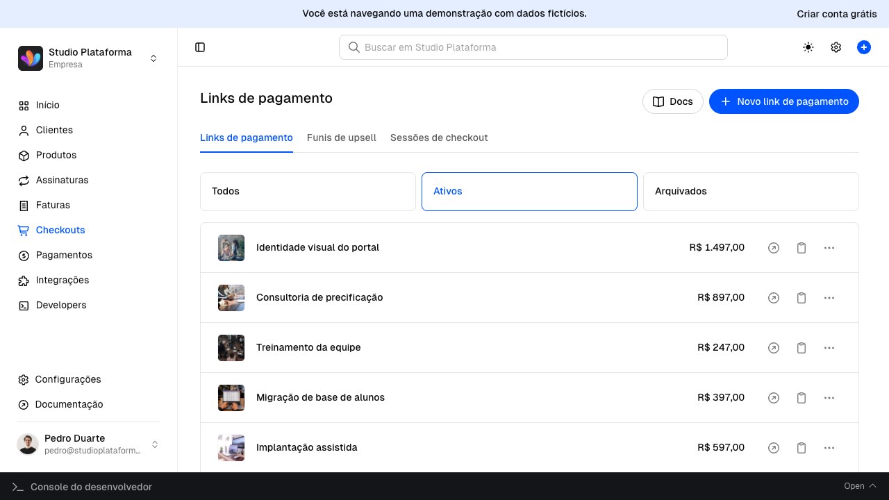 Dashboard da Chargefy na página Links de pagamento, mostrando filtros, links ativos e o botão Novo link de pagamento