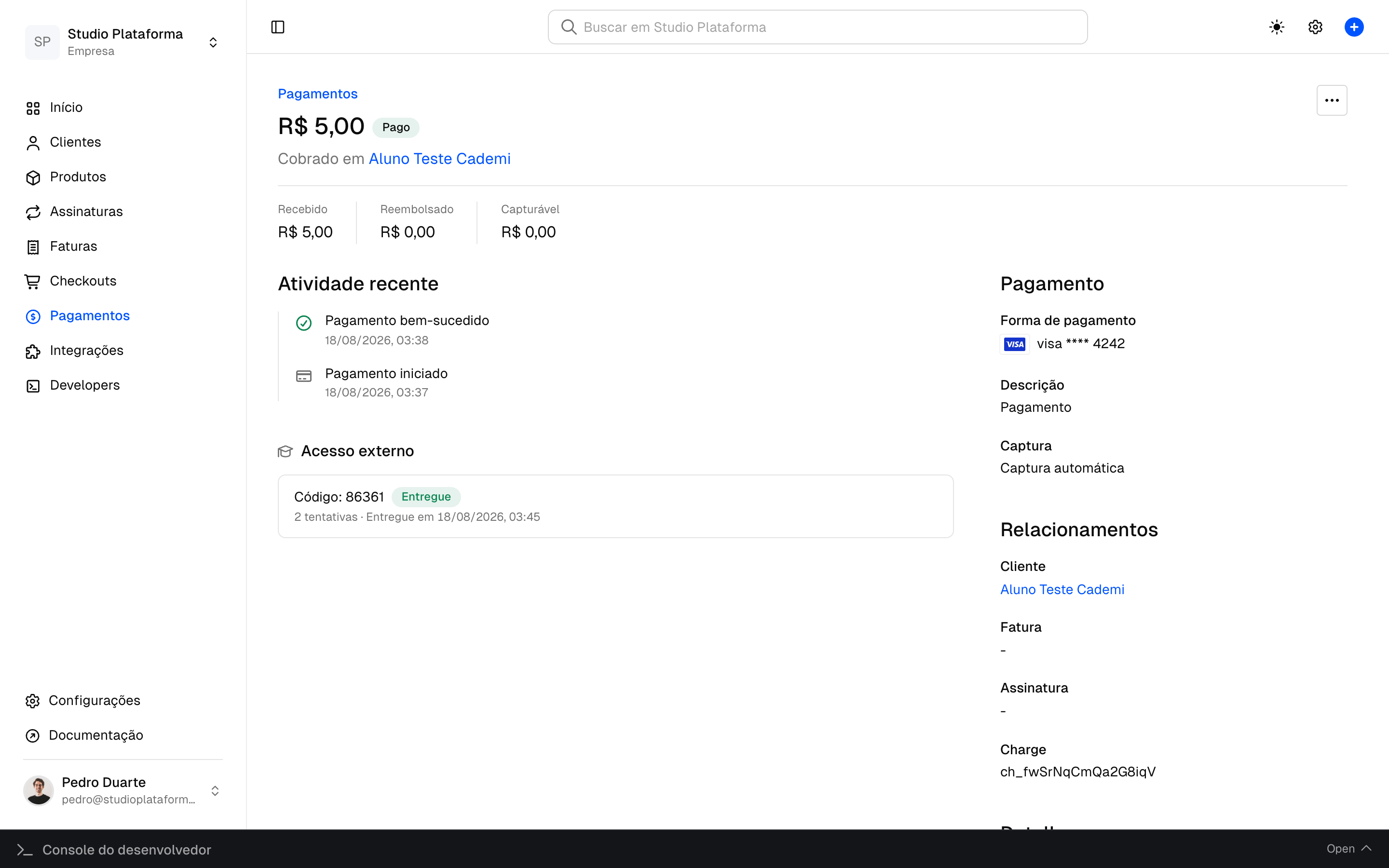 Detalhe de um pagamento na Chargefy com a seção Acesso externo mostrando a entrega confirmada pela Cademí