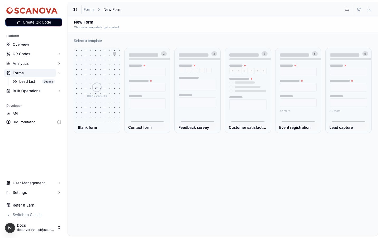 New Form 模板选择器显示六张模板卡片:Blank form、Contact form、Feedback survey、Customer satisfaction、Event registration 和 Lead capture