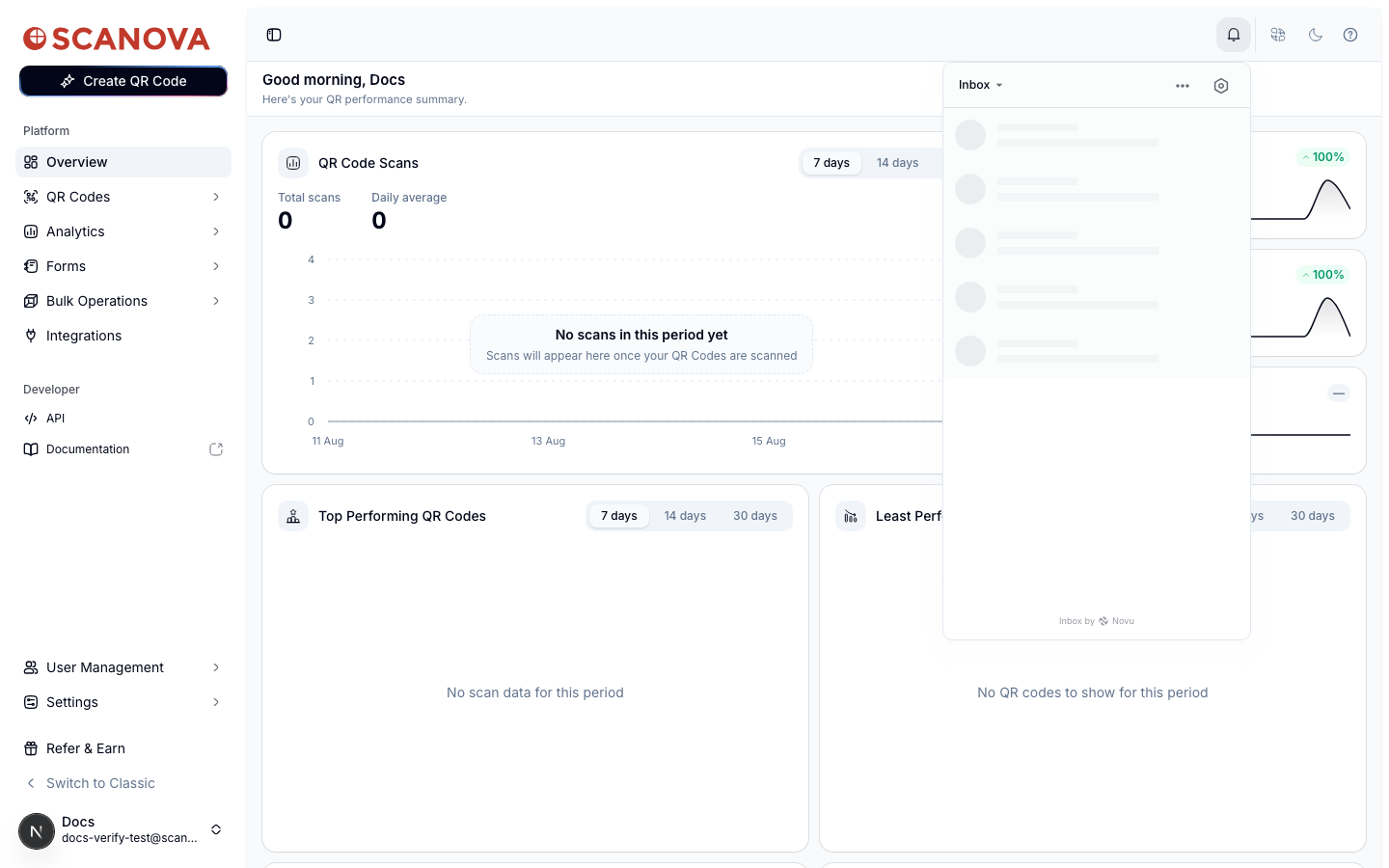 نافذة منبثقة تُفتح من أيقونة الجرس في الشريط العلوي، تعرض قائمة منسدلة موسومة Inbox، وعدة صفوف إشعارات في وضع التحميل الهيكلي، وإسناد صغير 'Inbox by Novu' أسفلها