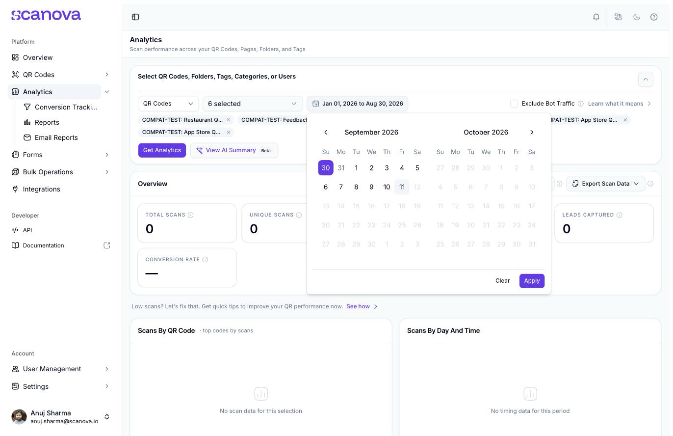 أداة اختيار نطاق تاريخ بتقويم لشهرين في لوحة تحكم Scanova Analytics، مع زرَي Clear وApply